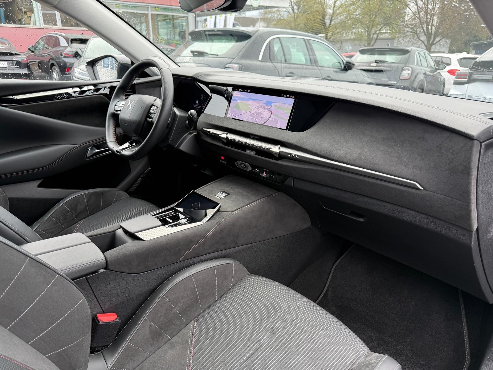 DS AUTOMOBILES DS 4 1.6 E-Tense Performance Line+-image-9