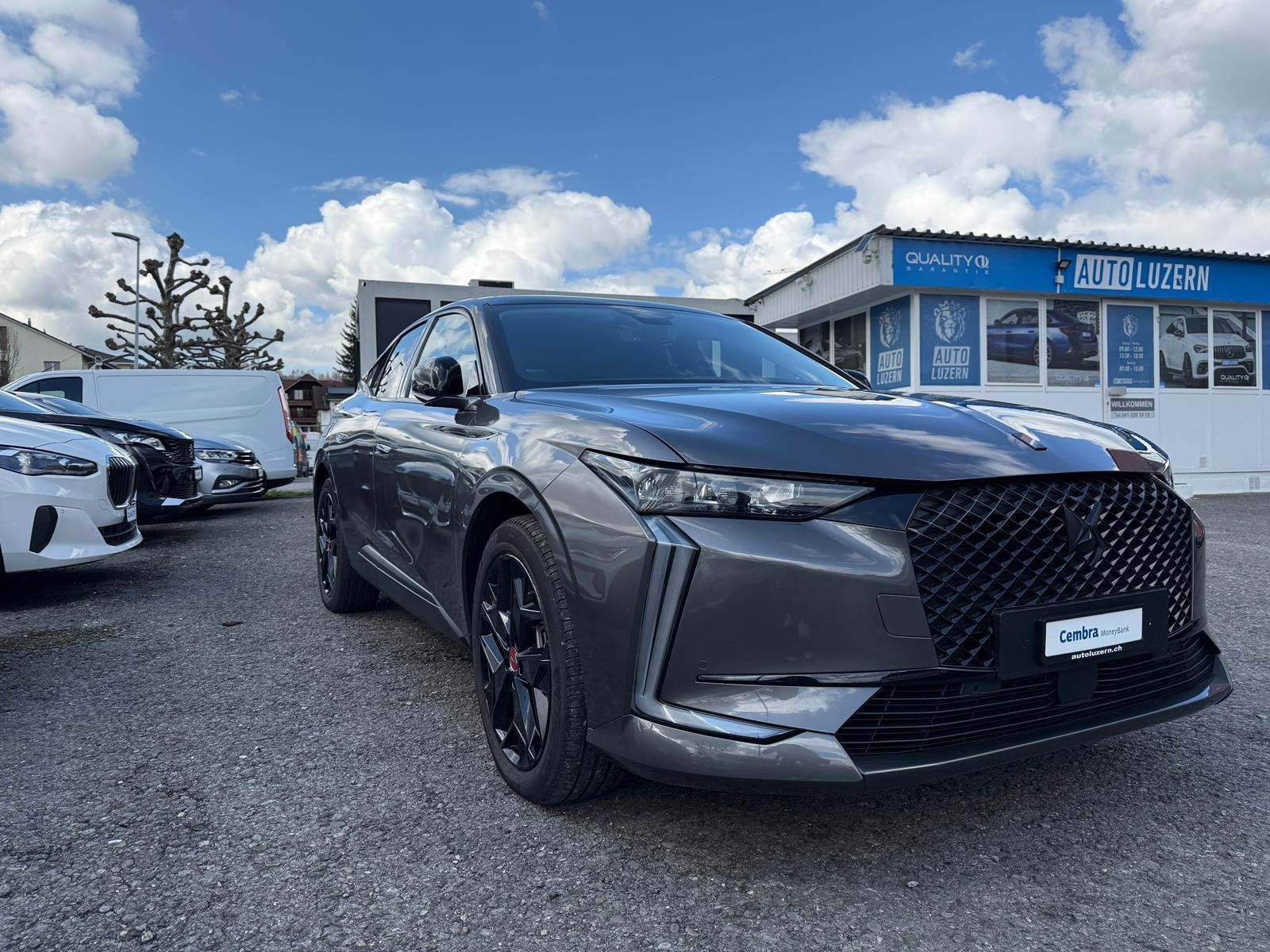DS AUTOMOBILES DS 4 1.6 E-Tense Performance Line+-showroom-element-1
