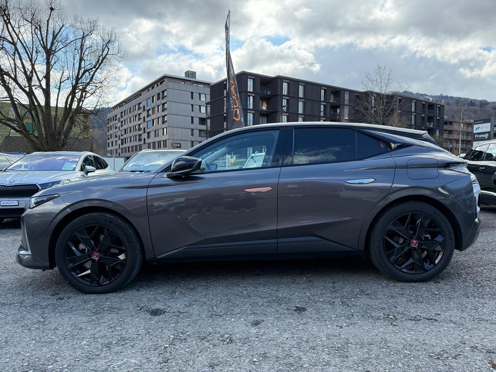 DS AUTOMOBILES DS 4 1.6 E-Tense Performance Line+-showroom-element-3