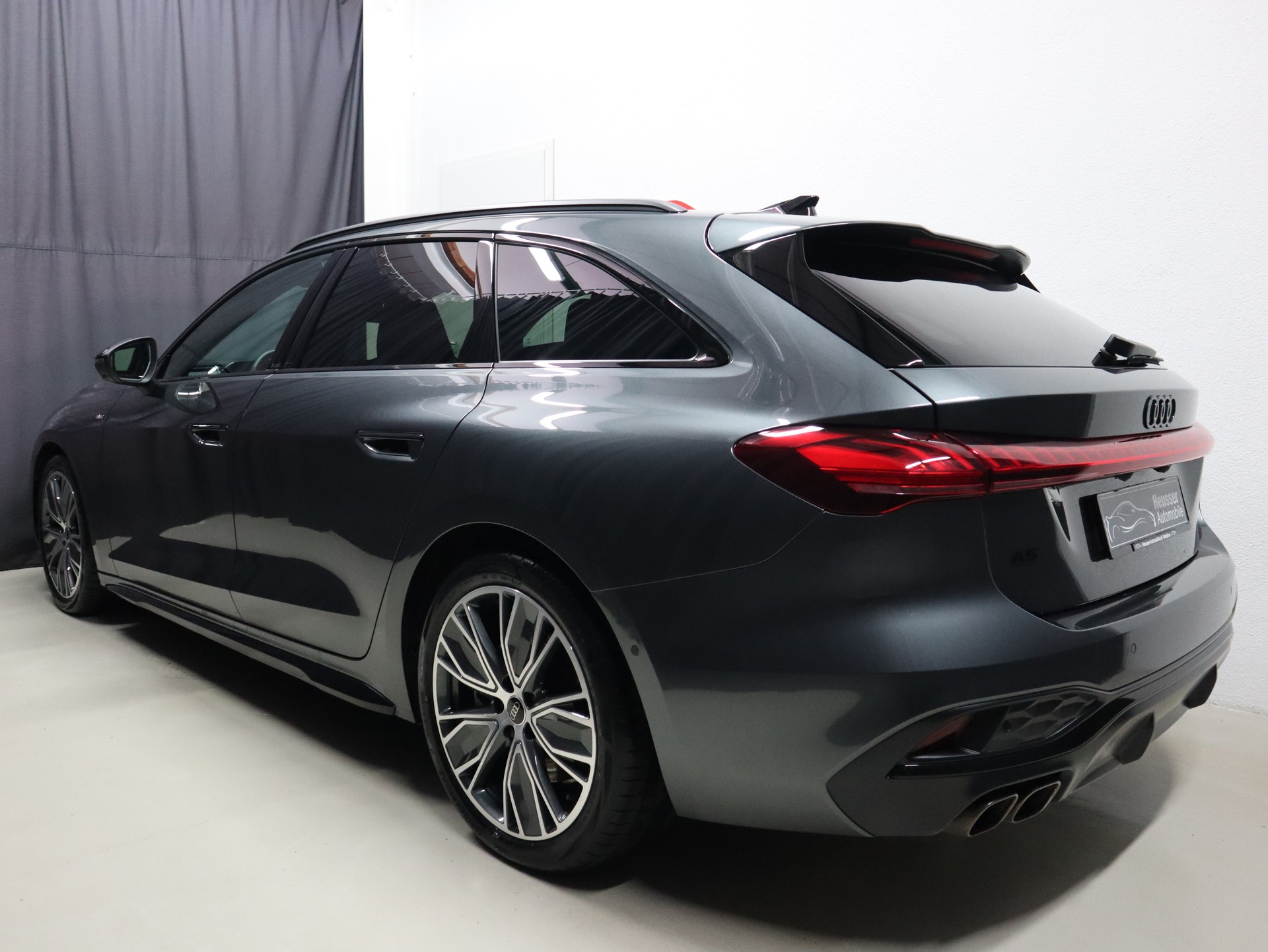 AUDI A5 Avant 2.0 TDI S tronic S Line Edition - Navi - MMI Beifahrerdisplay - Matrix LED - Keyless - 360° Kamera - 204 PS-showroom-element-3