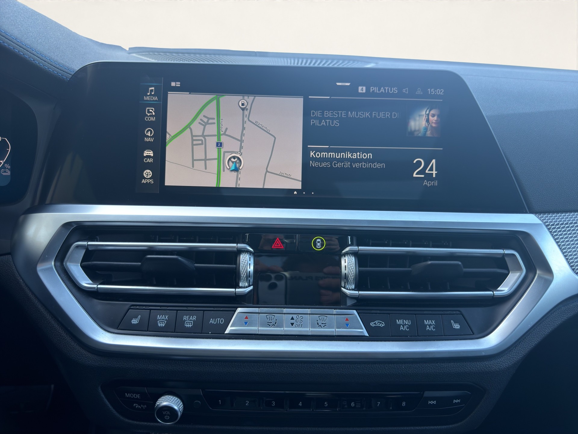 BMW 330e xDrive M Sport-image-15
