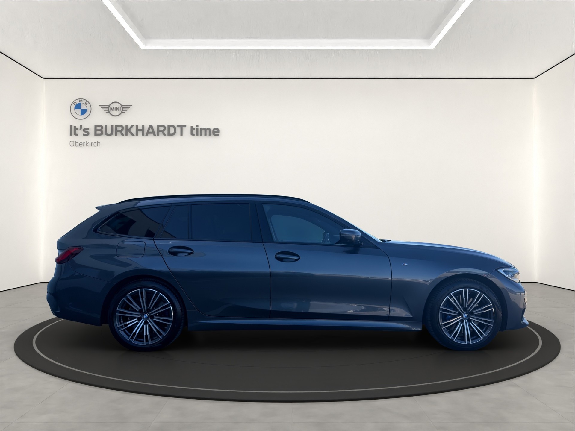 BMW 330e xDrive M Sport-image-5