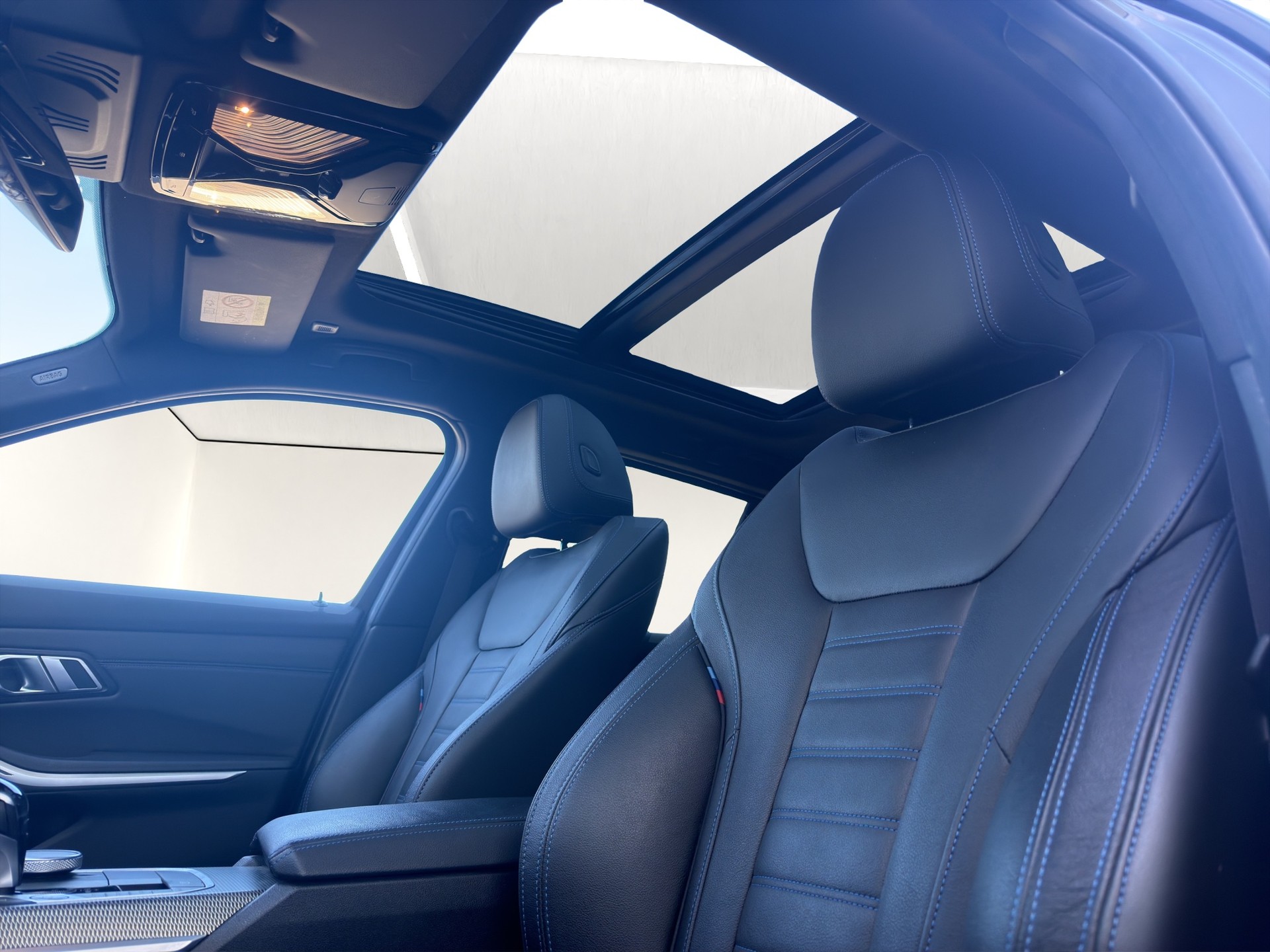 BMW 330e xDrive M Sport-image-16