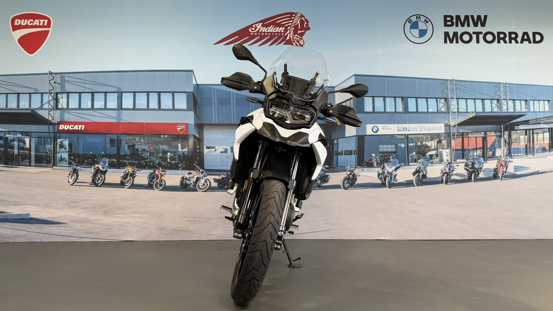 BMW F 800 GS-image-1