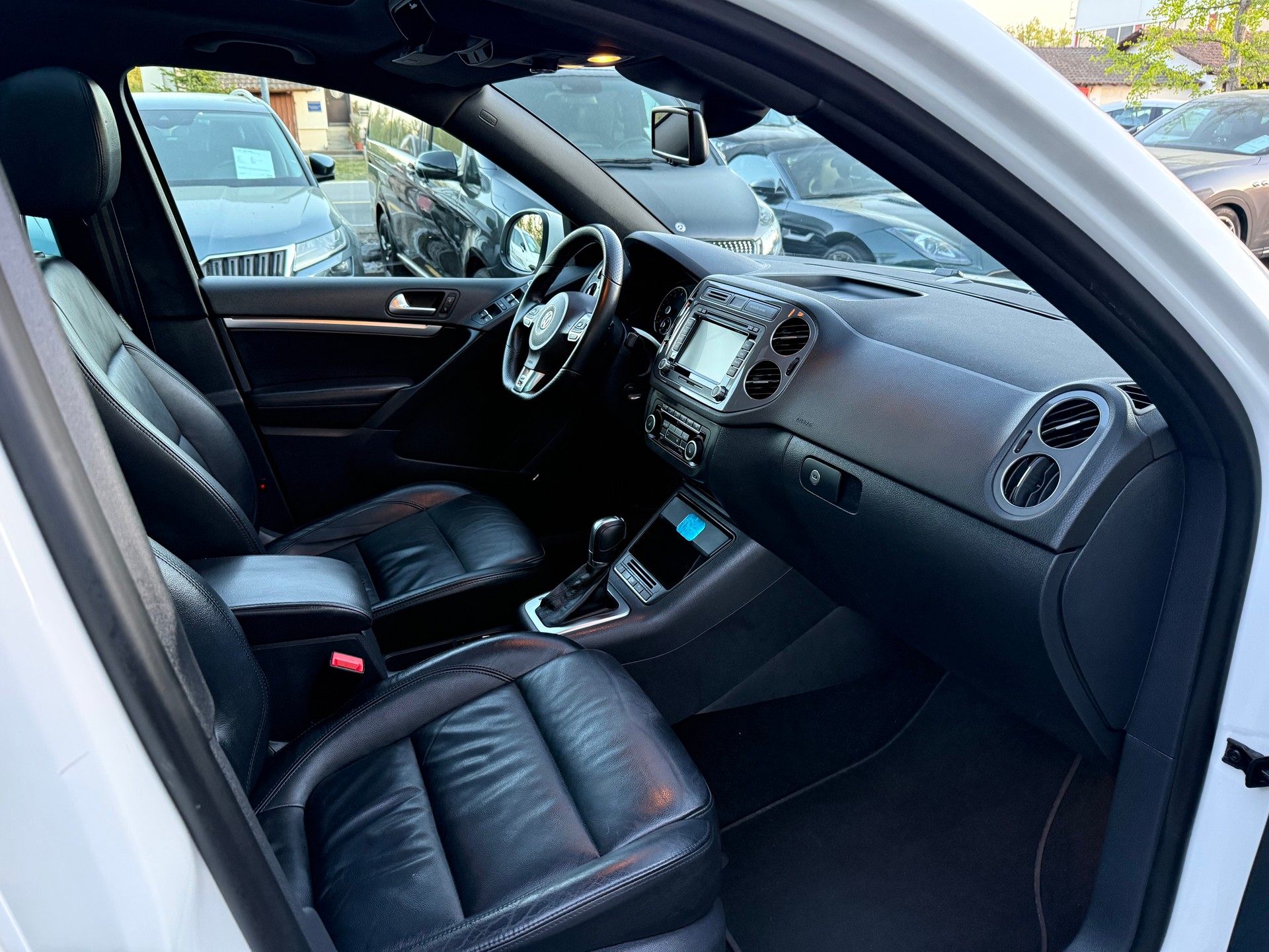 VW Tiguan 2.0 TSI Sport&Style 4Motion DSG-image-8