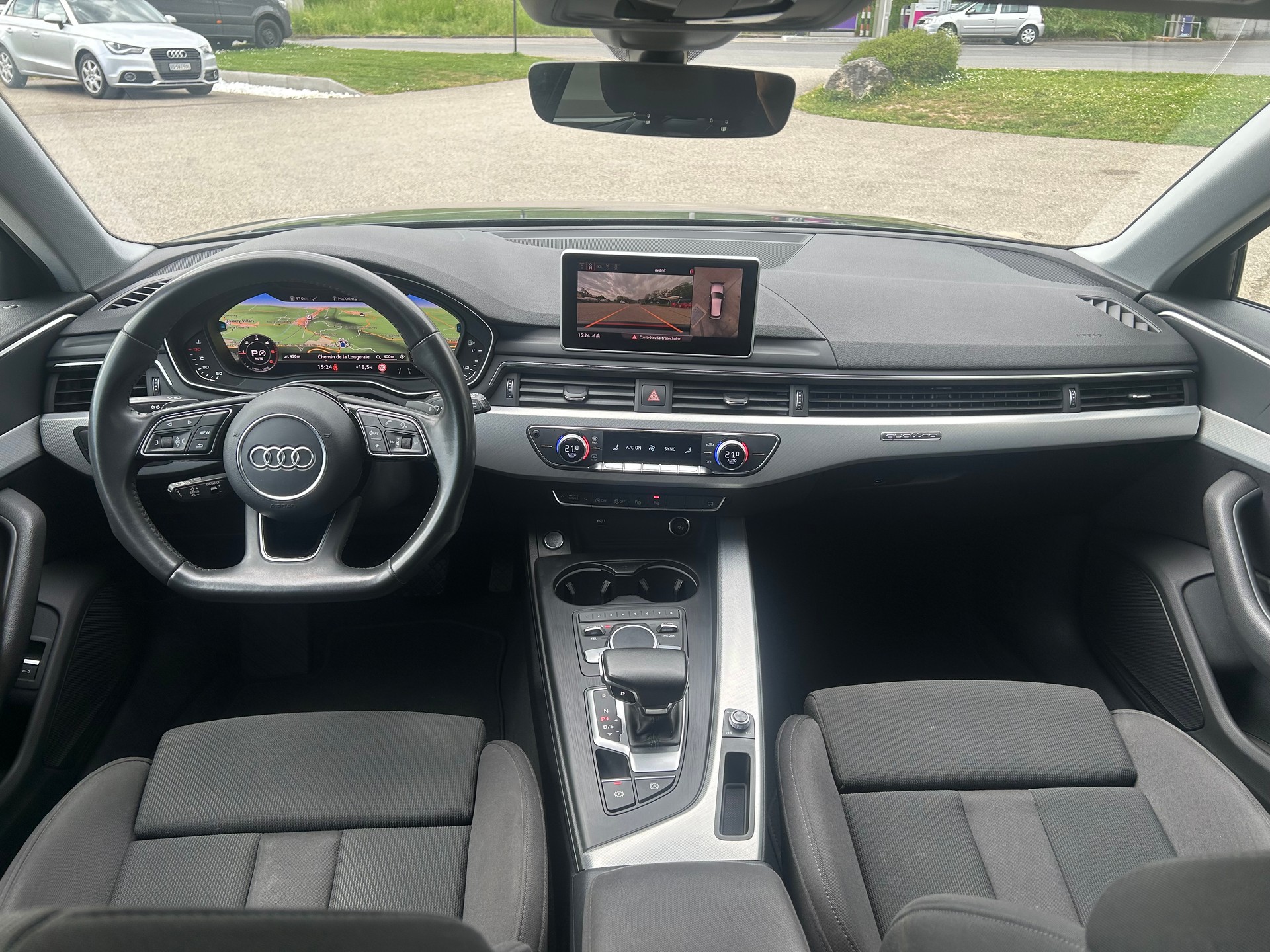 AUDI A4 Avant 40 TDI quattro S-tronic-image-12
