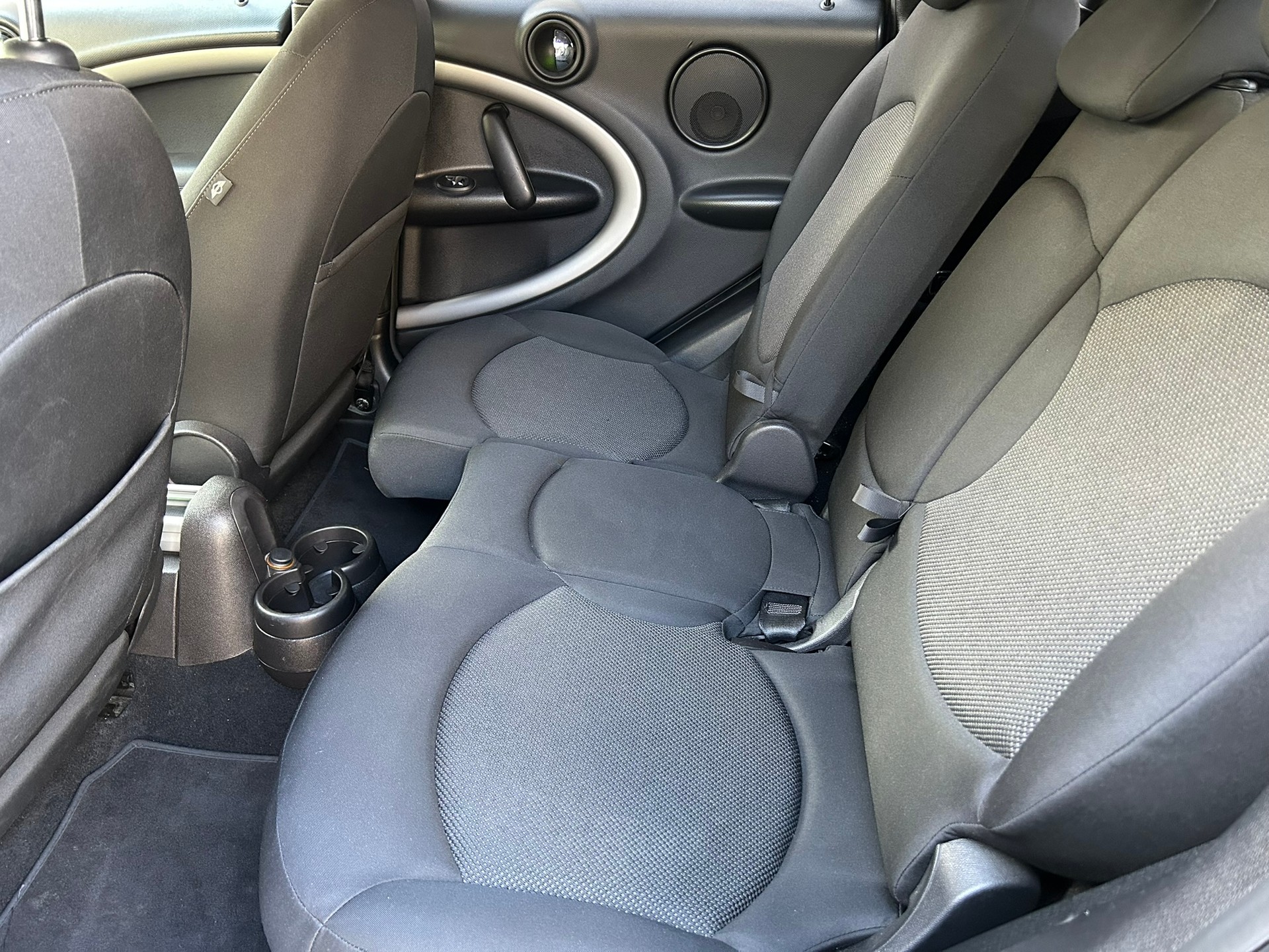 MINI Countryman R60 1.6i Cooper ALL4-image-9