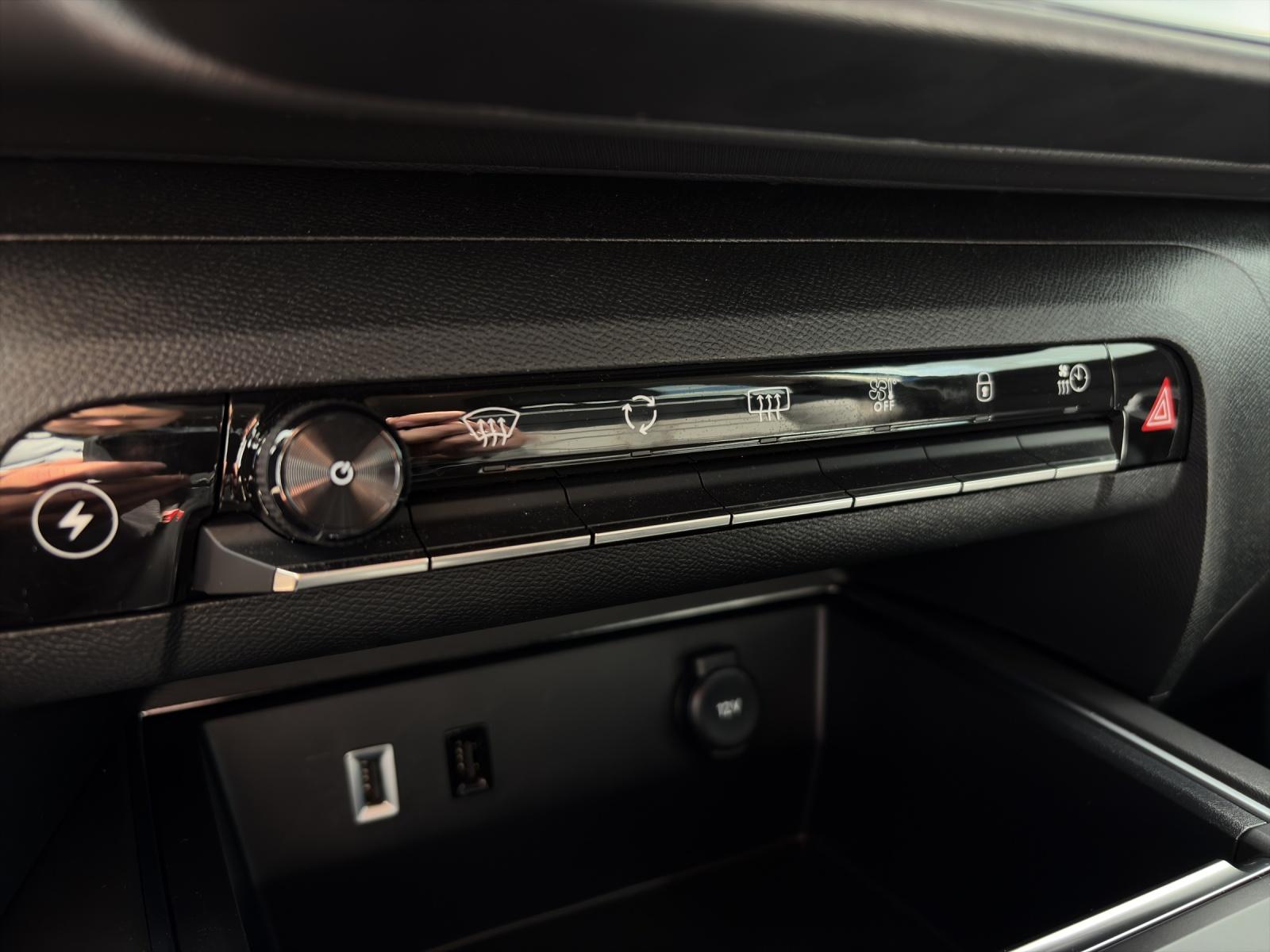 CITROEN C5 Aircross 1.6 Plug-in Hybrid Swiss Edition-image-18
