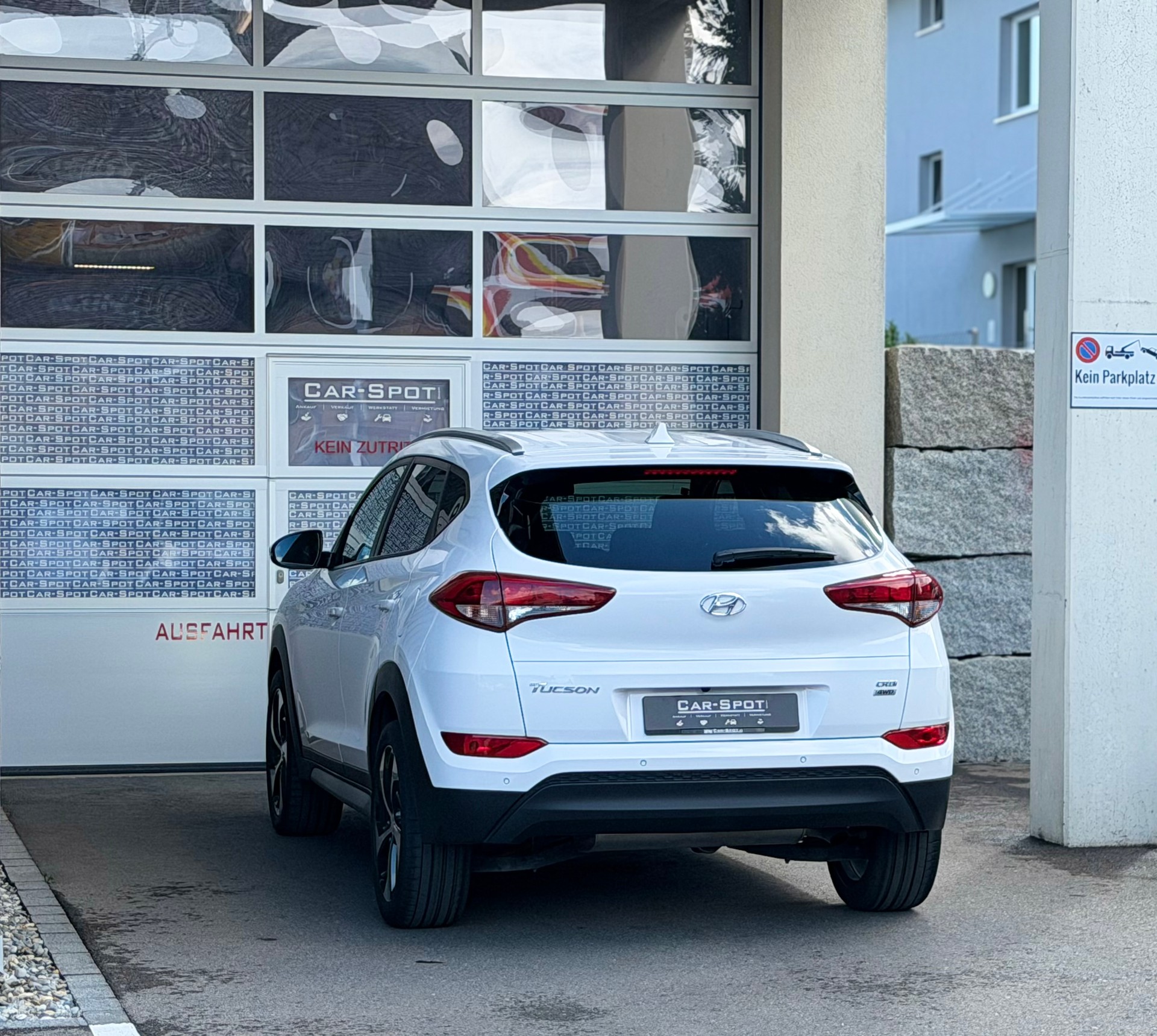HYUNDAI Tucson 2.0 CRDI Plena 4WD Automatic-image-5