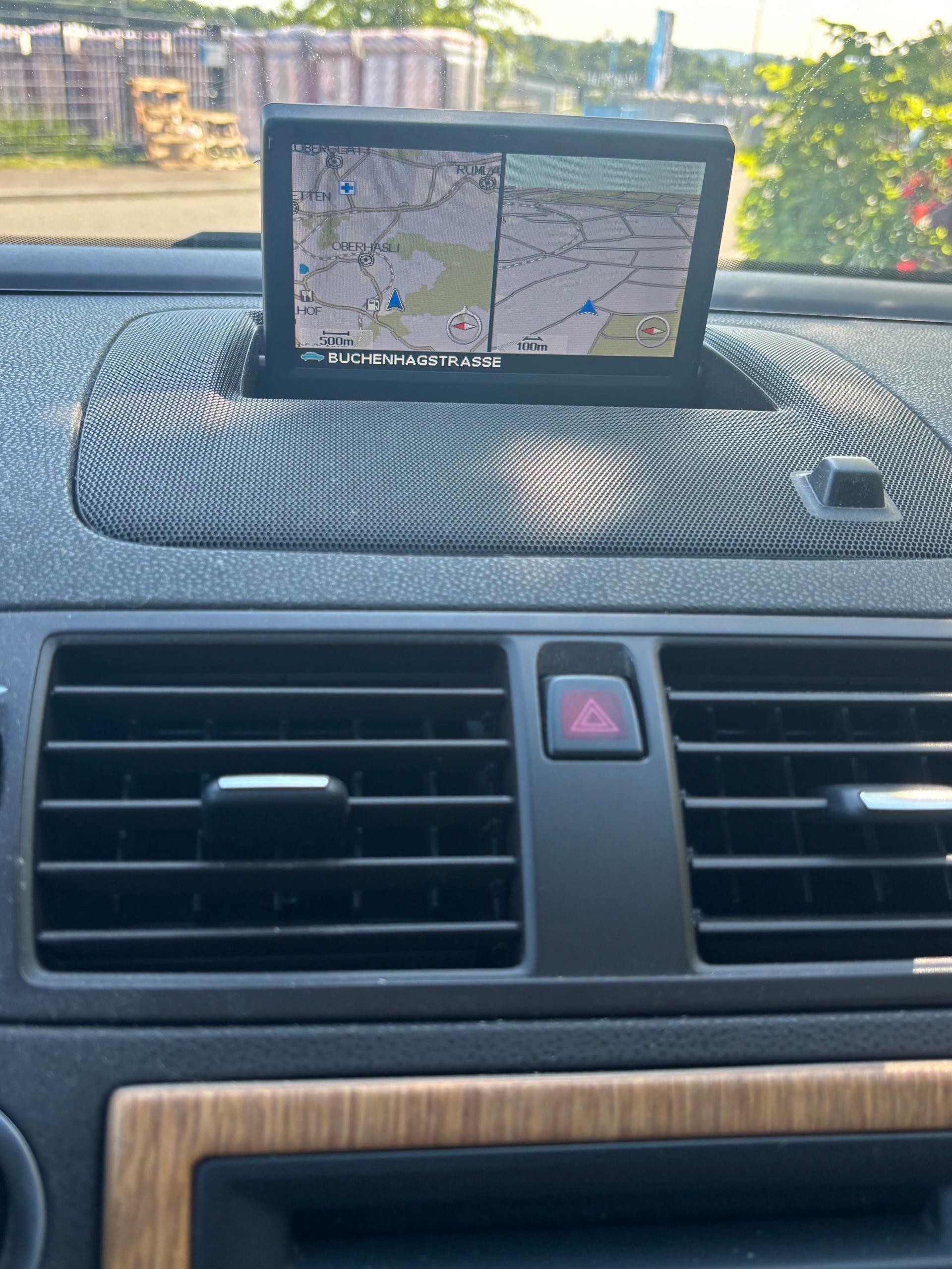 VOLVO C30 D3 Momentum Geartronic-image-7