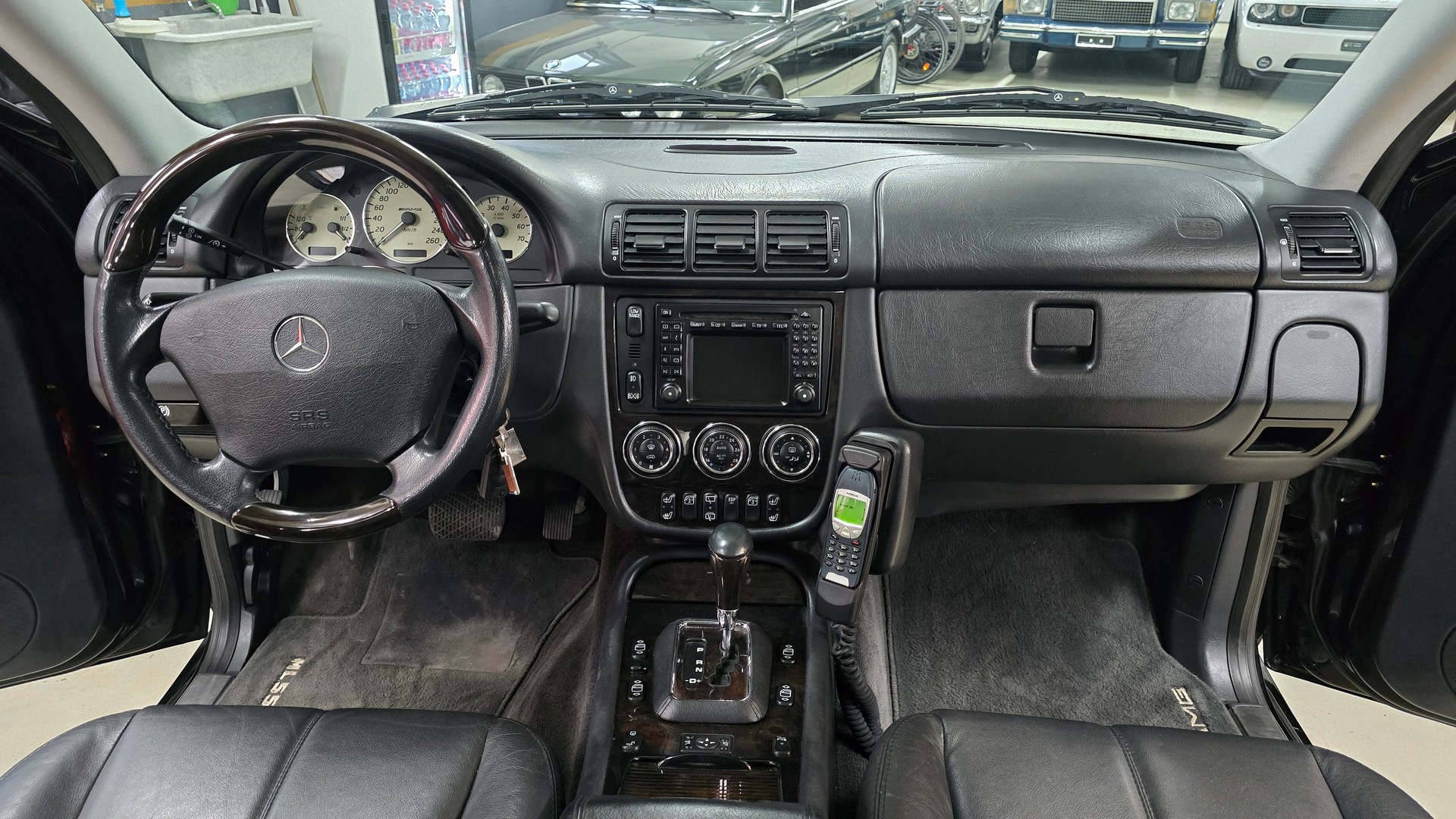 MERCEDES-BENZ ML 55 AMG Automatic-image-22