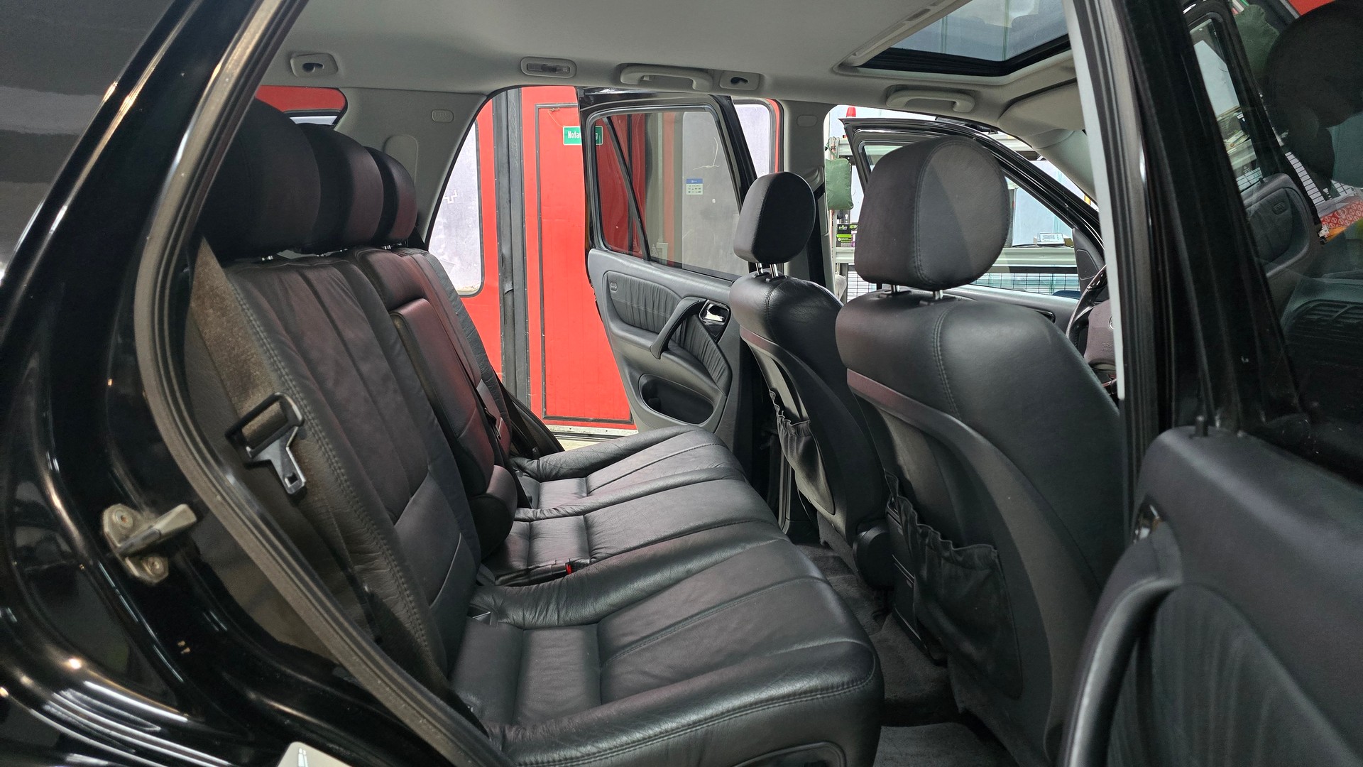 MERCEDES-BENZ ML 55 AMG Automatic-image-26