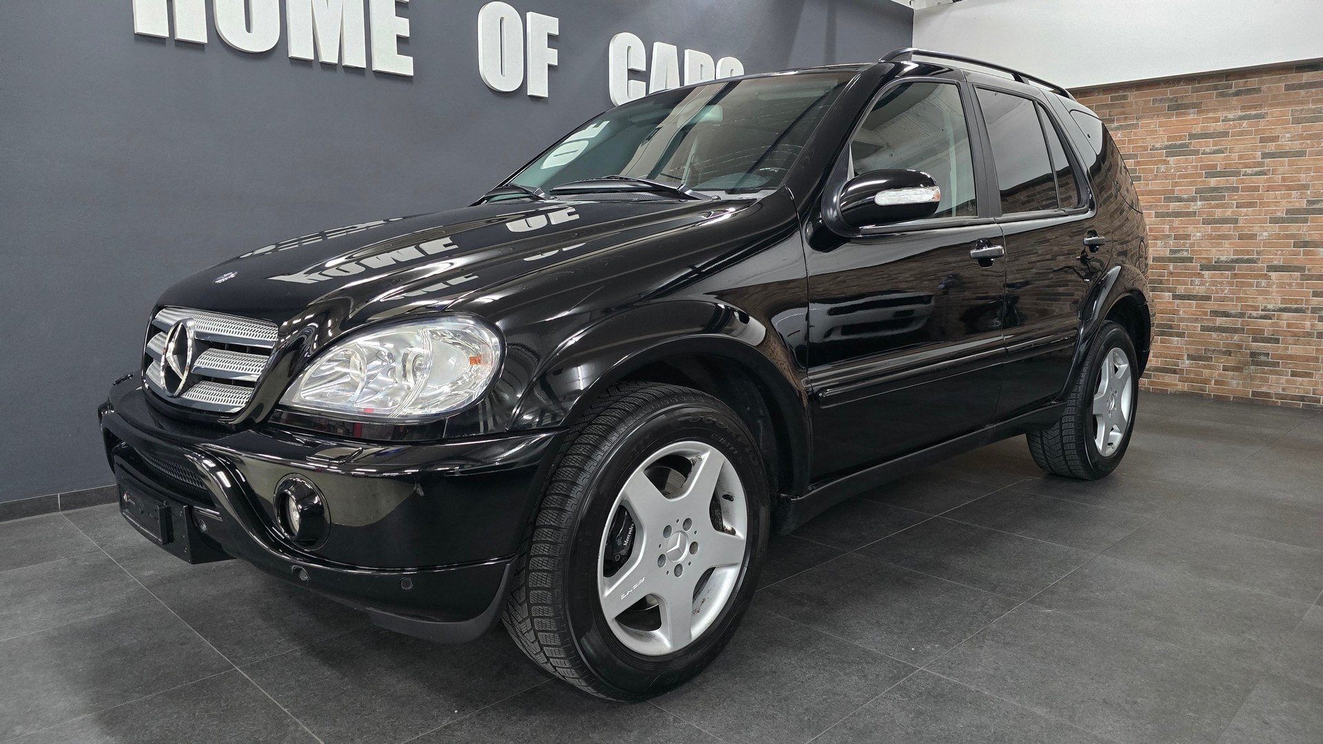 MERCEDES-BENZ ML 55 AMG Automatic-showroom-element-2