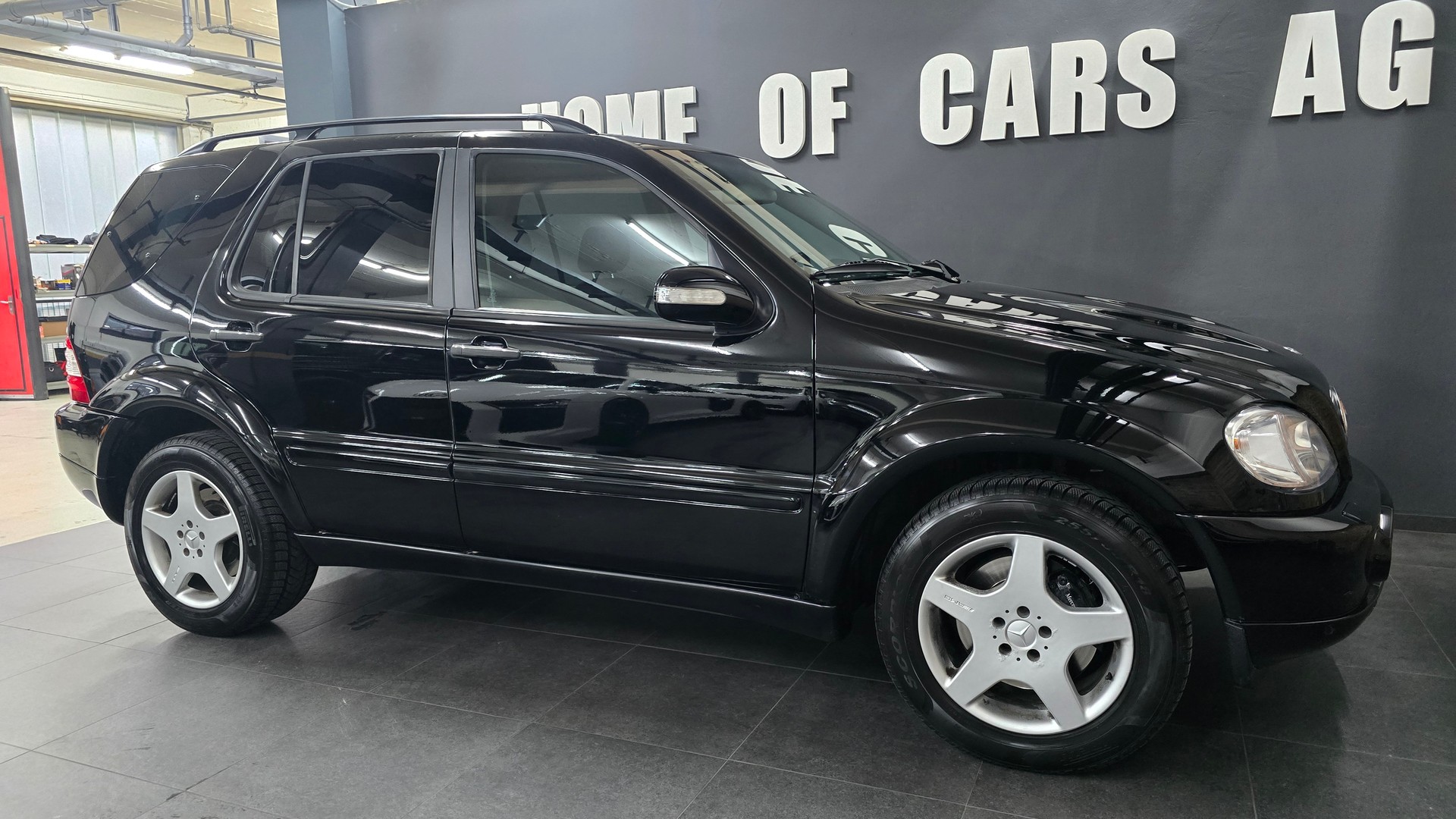 MERCEDES-BENZ ML 55 AMG Automatic-image-13
