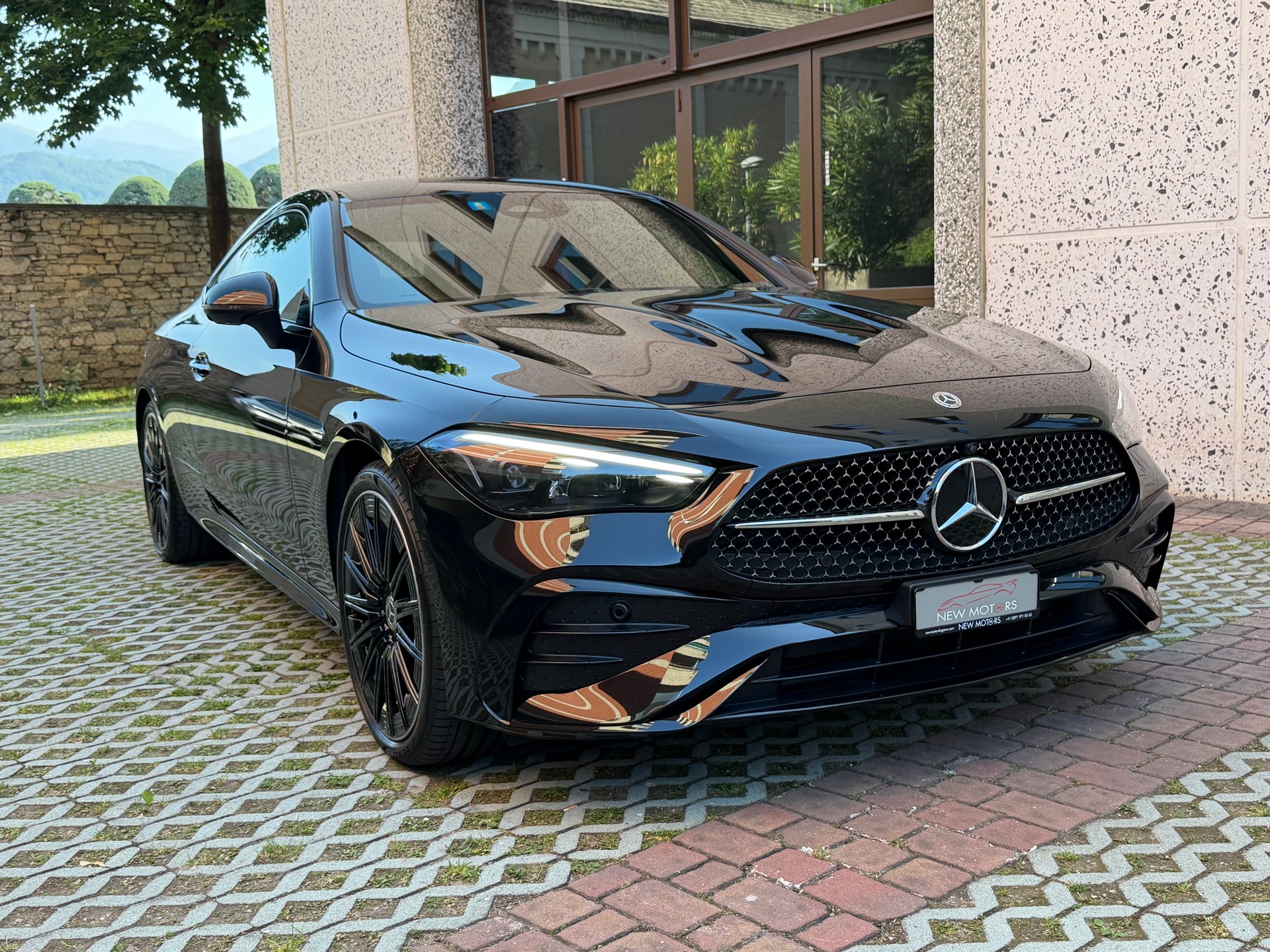 MERCEDES-BENZ CLE 300 Coupé 4Matic 9G-Tronic-image-2