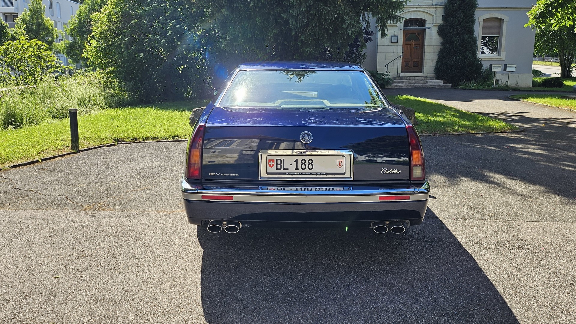 CADILLAC 4.6 Touring Coupé 32V-image-2