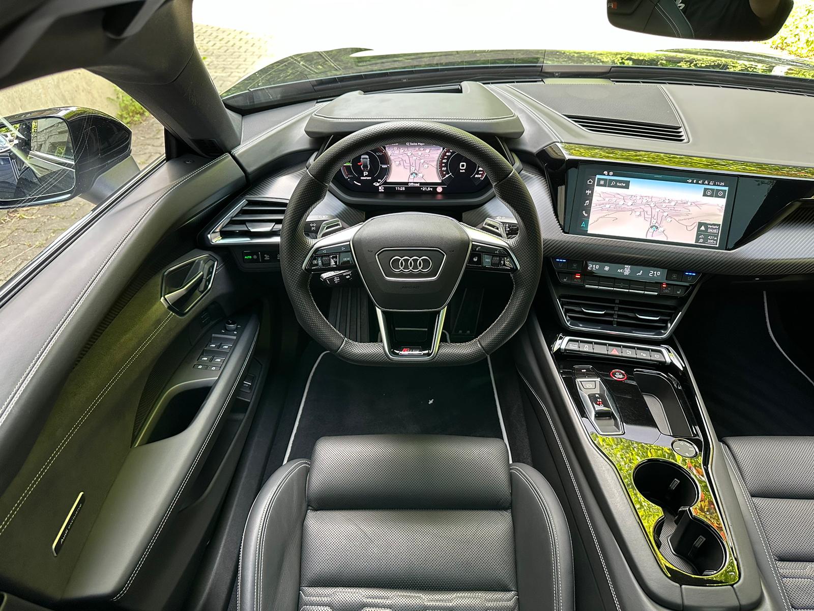 AUDI RS e-tron GT quattro-image-20