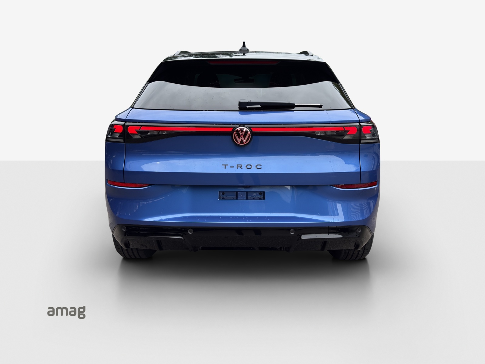 VW T-Roc 1.5 eTSI mHEV R-Line DSG-showroom-element-3