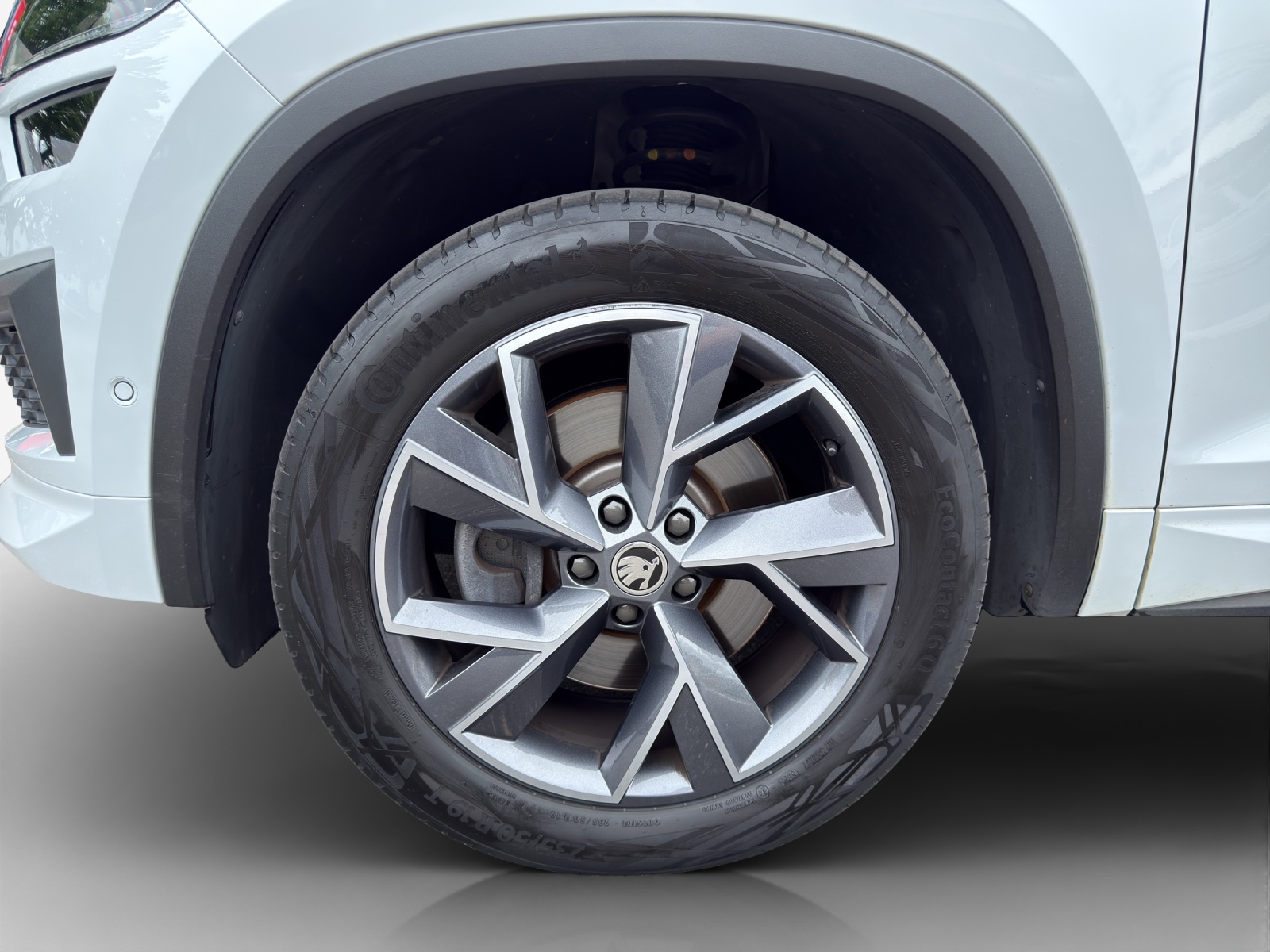 SKODA Kodiaq 2.0 TDI CR SportLine 4x4 DSG-image-14