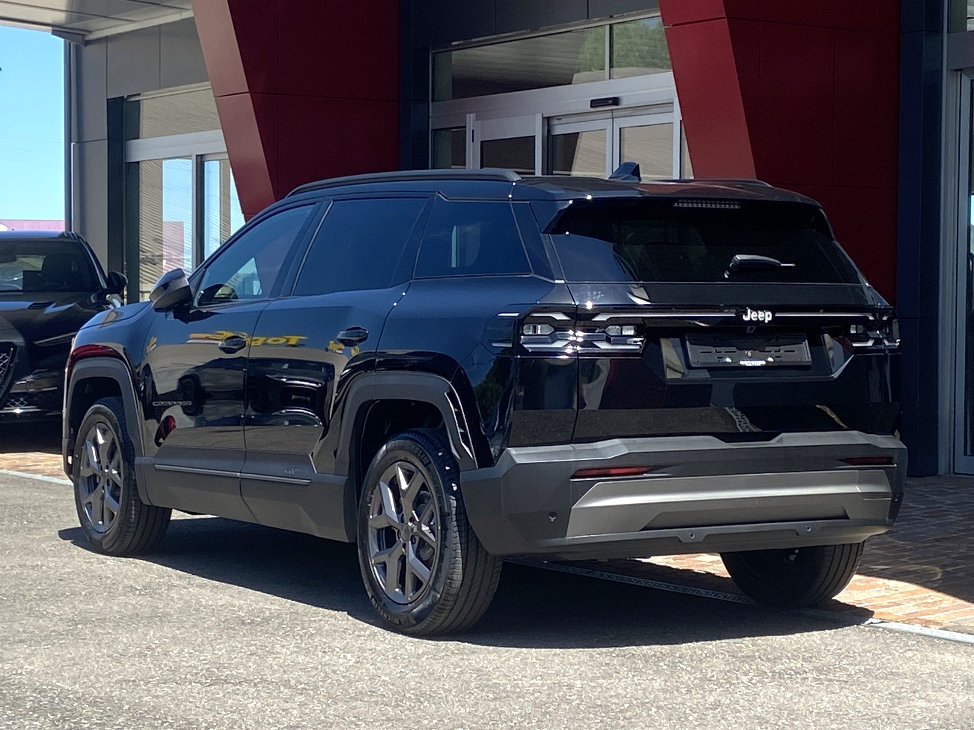 JEEP Compass 1.2 T e-Hybrid First Edition Sky - MY26-image-12