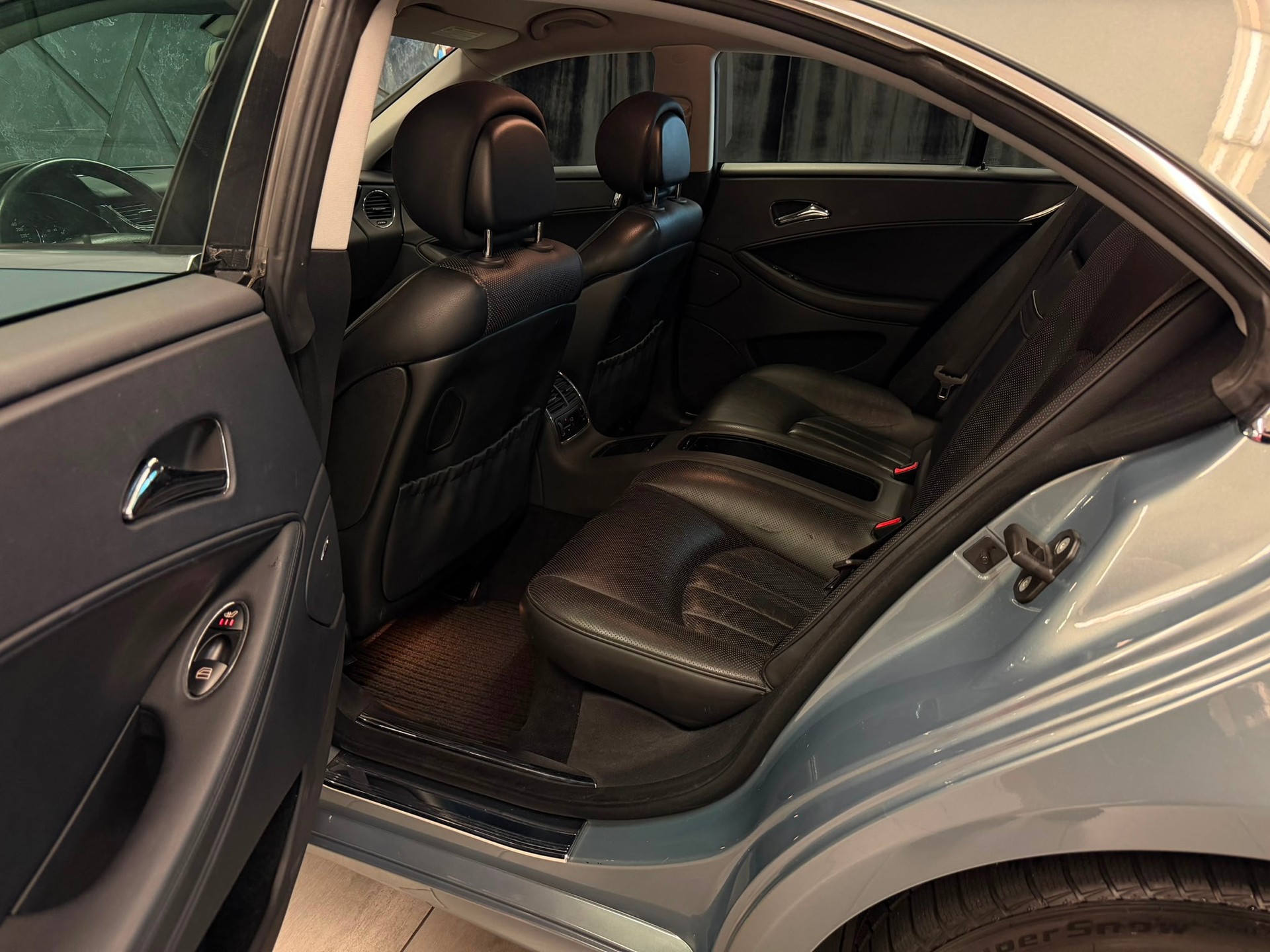 MERCEDES-BENZ CLS 350 7G-Tronic-image-13