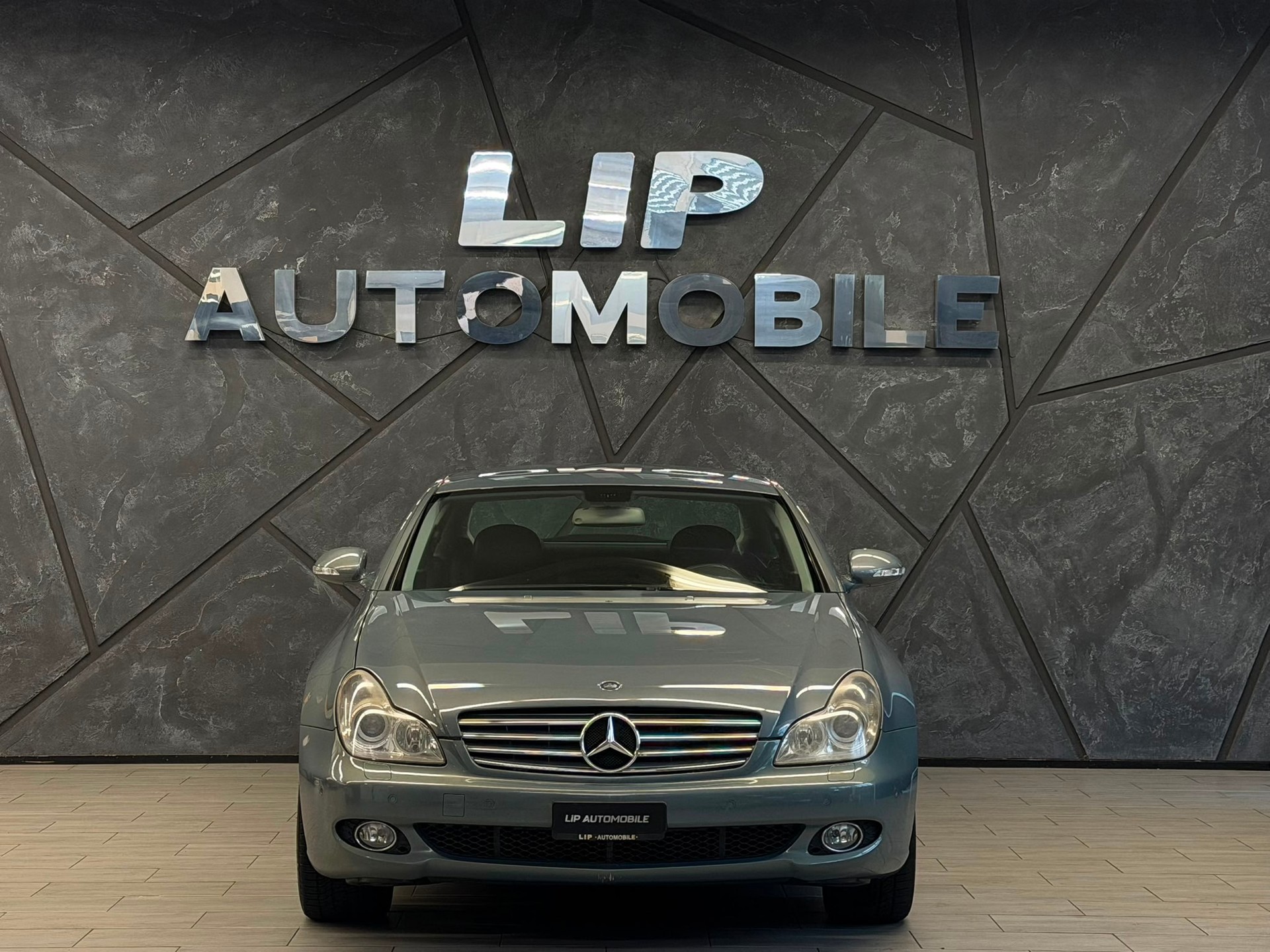 MERCEDES-BENZ CLS 350 7G-Tronic-showroom-element-1