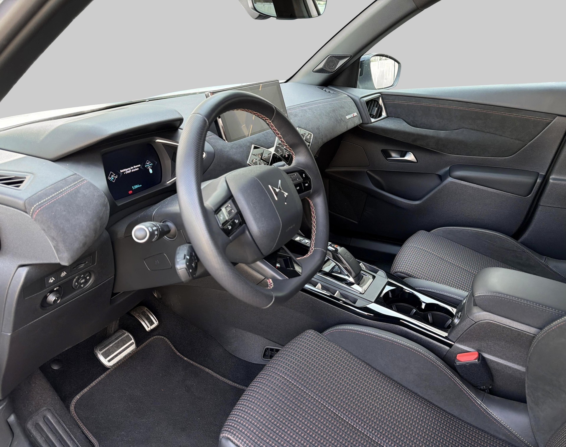 DS AUTOMOBILES DS 3 E-Tense136 PerfoLine-image-7
