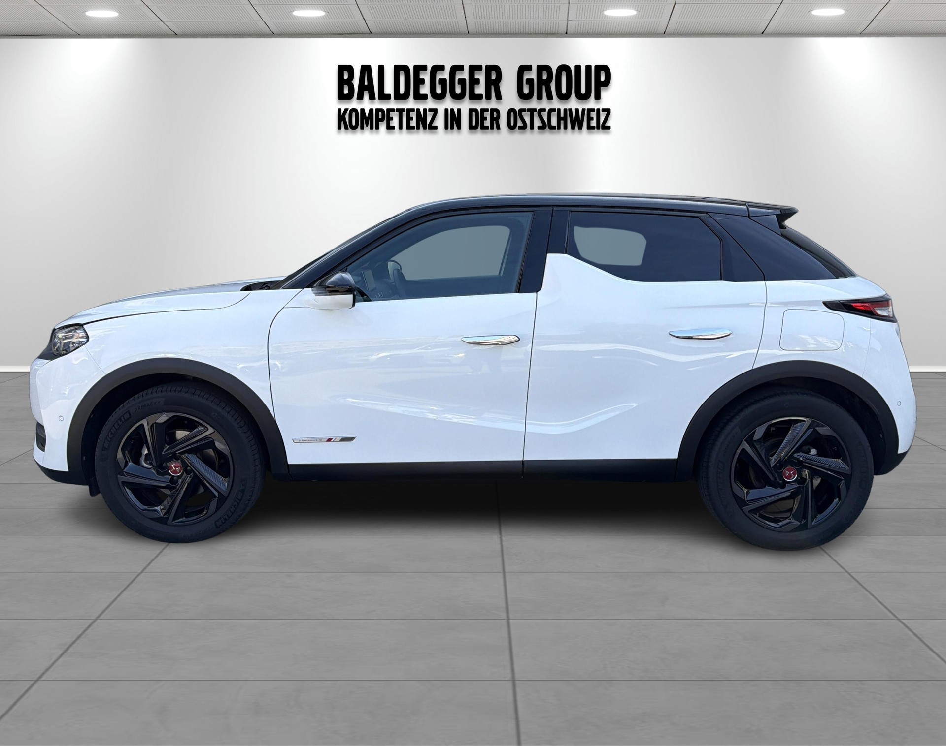 DS AUTOMOBILES DS 3 E-Tense136 PerfoLine-showroom-element-1