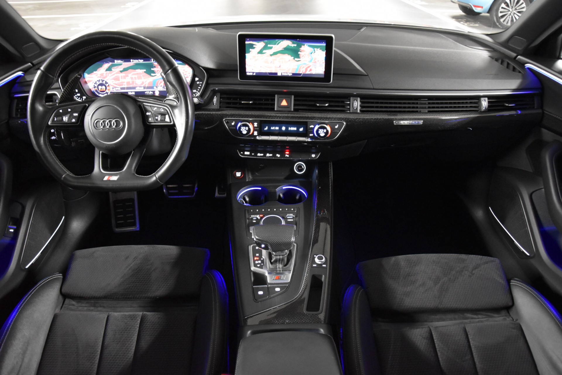 AUDI S4 Avant 3.0 TFSI quattro tiptronic-image-11
