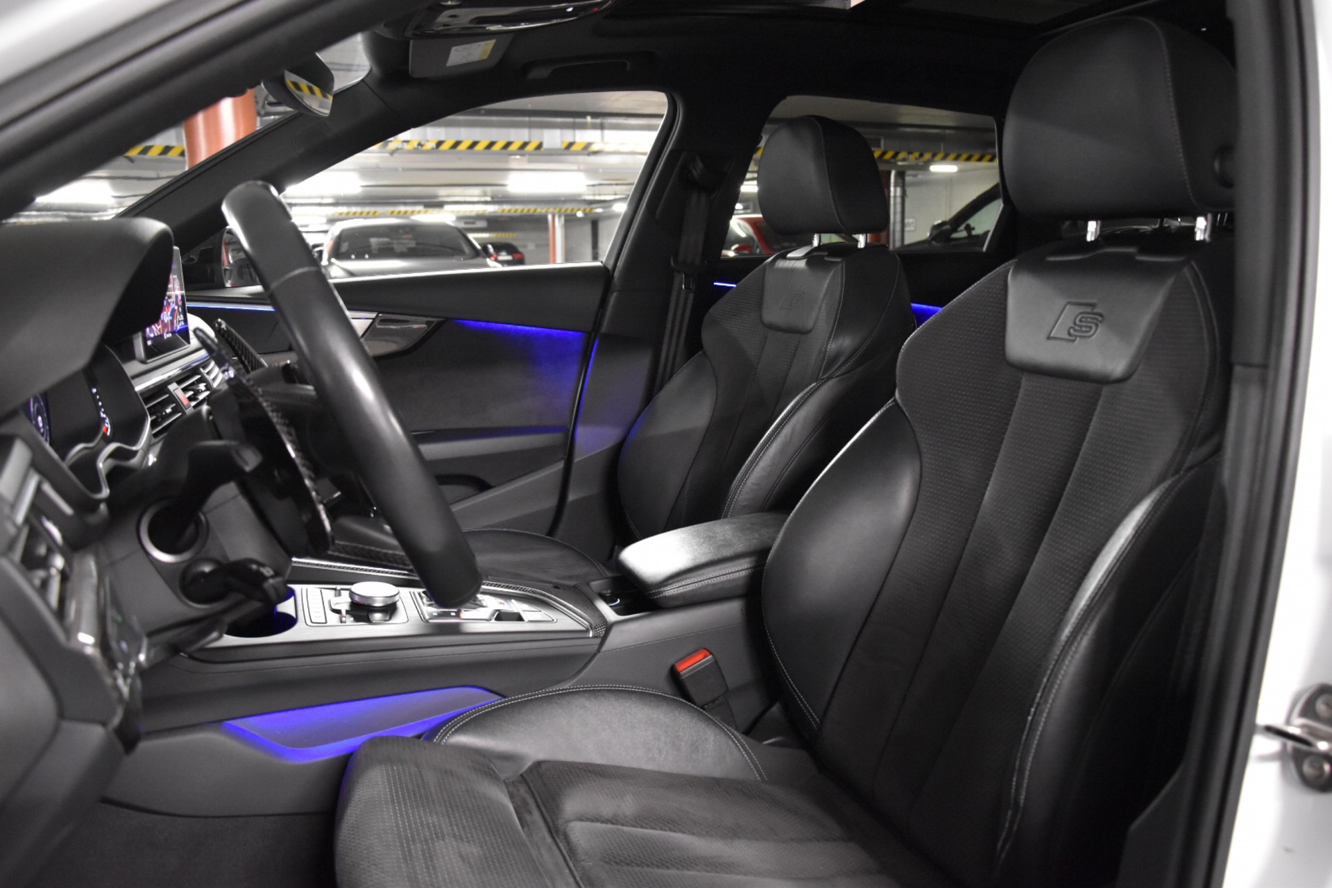 AUDI S4 Avant 3.0 TFSI quattro tiptronic-image-26