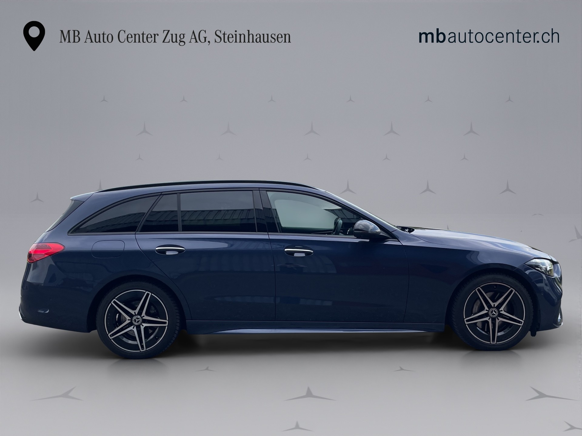 MERCEDES-BENZ C 220 d AMG Line 4matic Kombi-image-6
