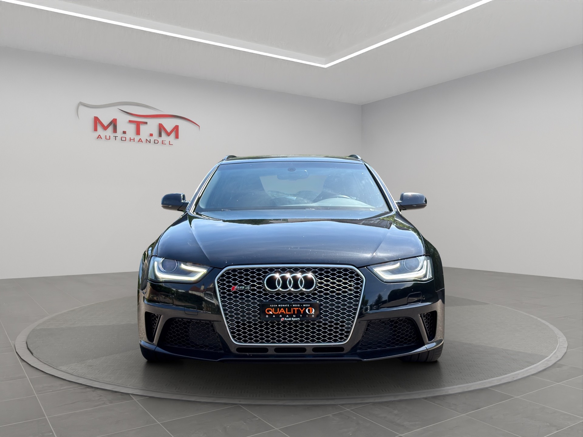 AUDI RS4 Avant 4.2 FSI V8 quattro S-tronic-showroom-element-2