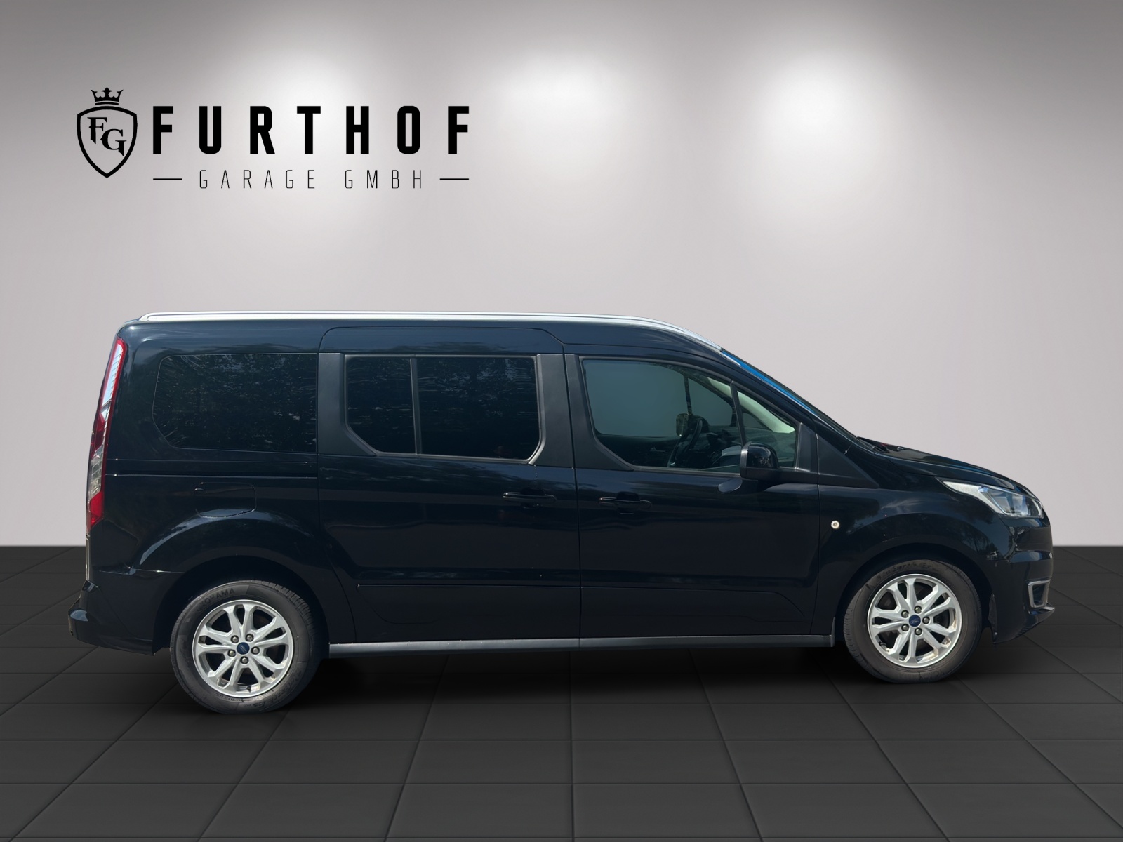 FORD Grand Tourneo Connect 1.5 EcoBlue Titanium Automat-showroom-element-3