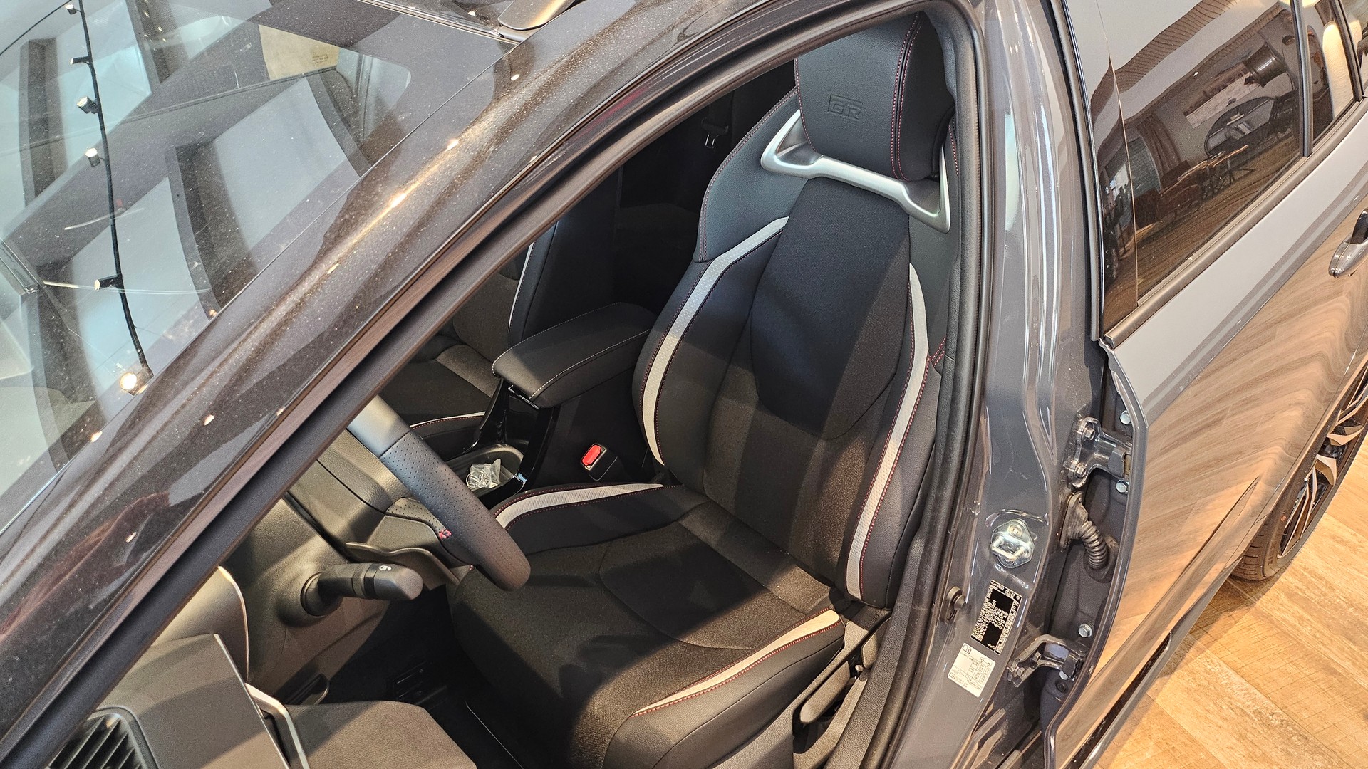 TOYOTA Corolla Touring Sports 2.0 HSD GR Sport e-CVT🔥-image-25