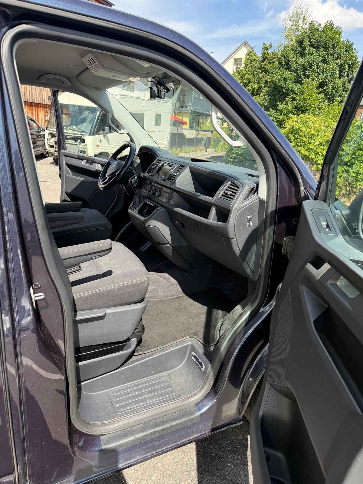 VW T6 Multivan 2.0 TDI Highline 4Motion DSG-image-7