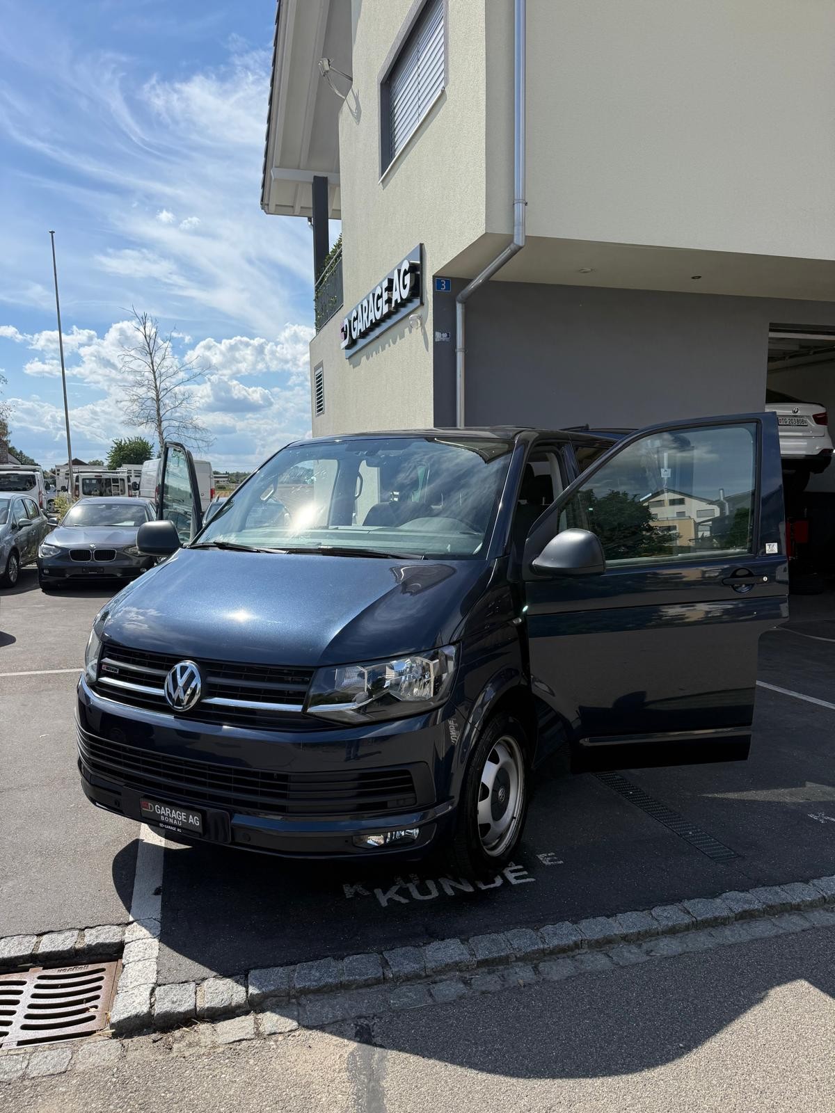 VW T6 Multivan 2.0 TDI Highline 4Motion DSG-image-12