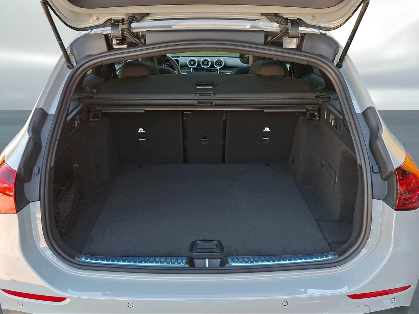 MERCEDES-BENZ C 300 T 4 Matic-image-12
