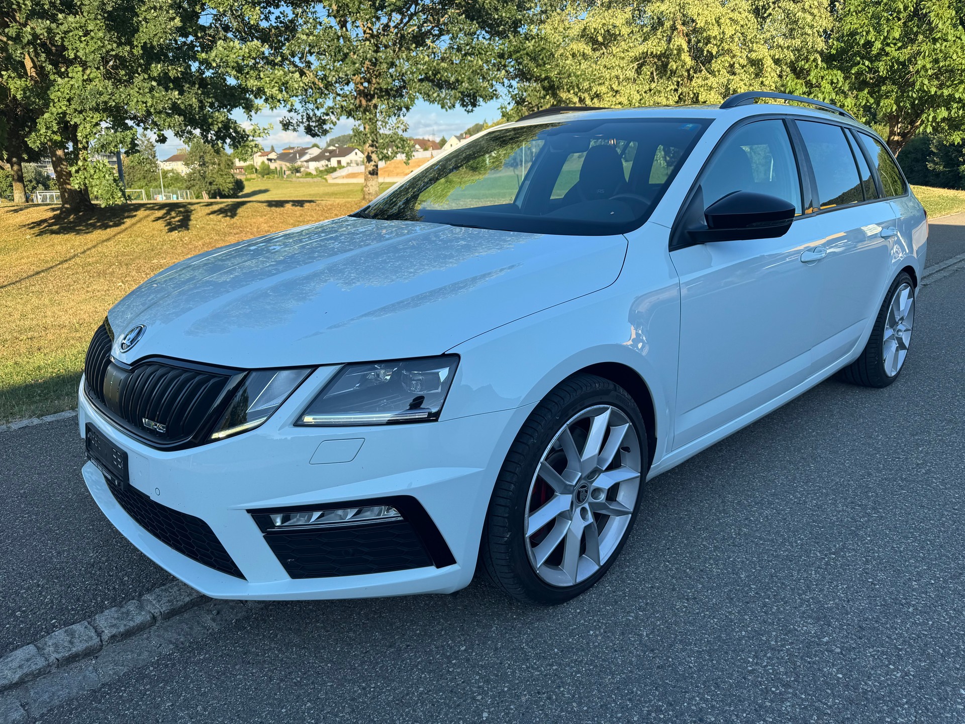 SKODA Octavia Combi 2.0 TSI RS Value DSG