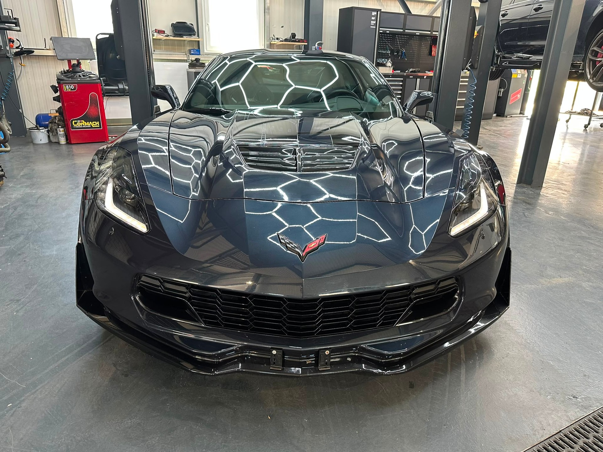 CHEVROLET Z06-image-2