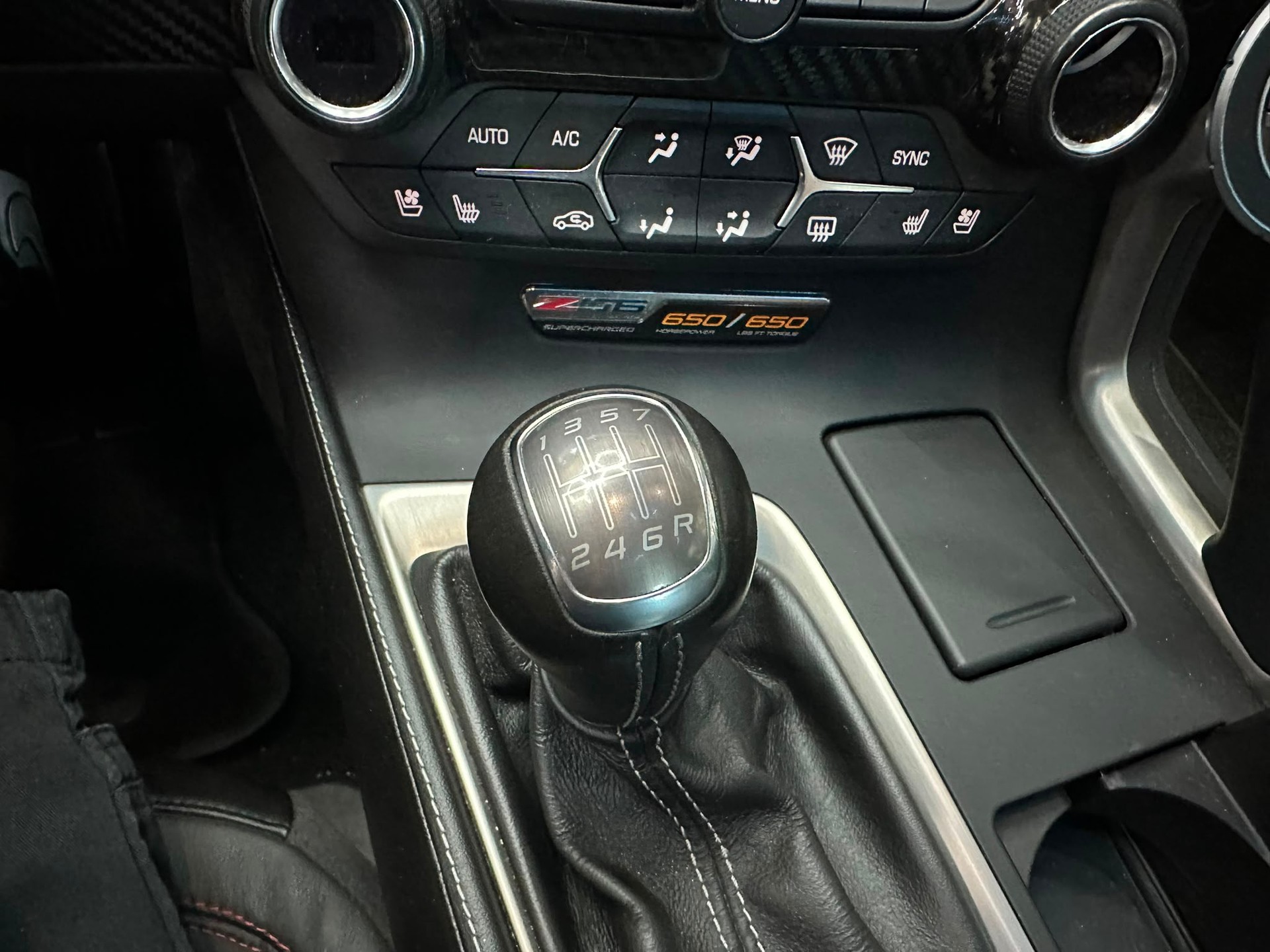 CHEVROLET Z06-image-7