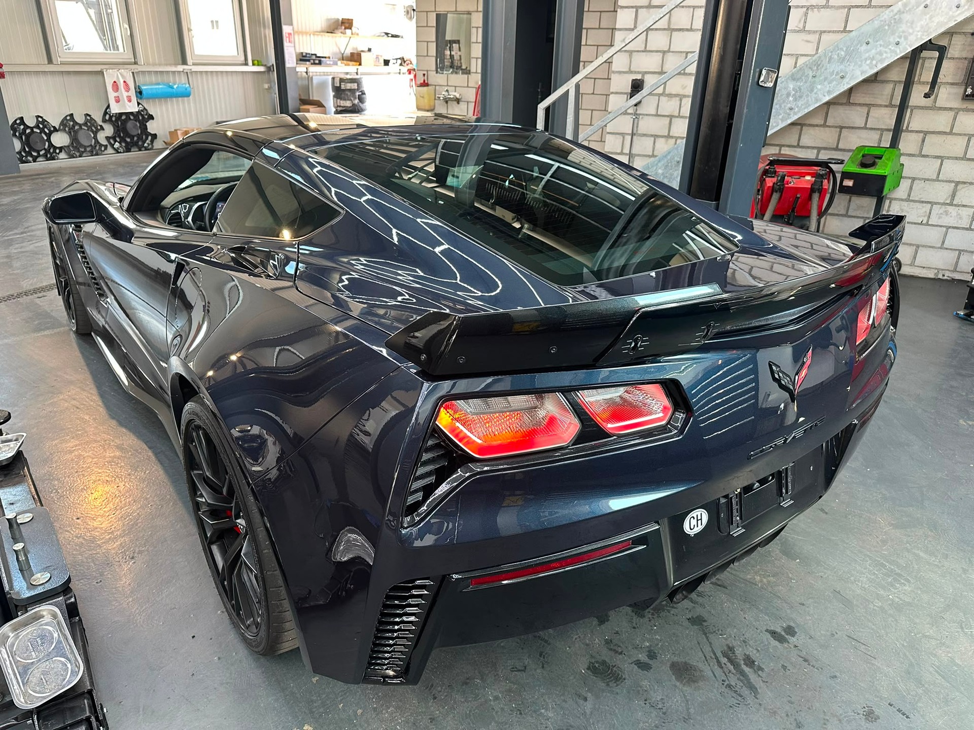 CHEVROLET Z06-image-4