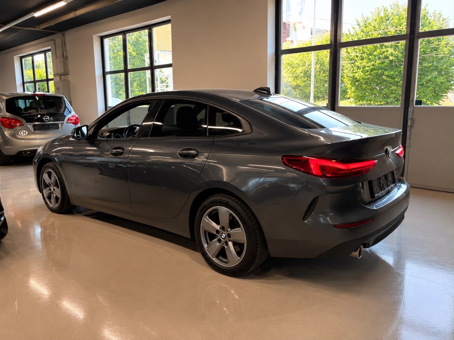 BMW 216 Gran Coupé-image-7