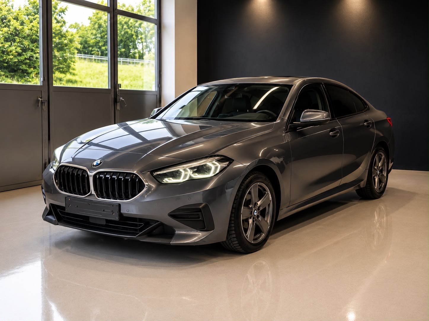 BMW 216 Gran Coupé-image-3