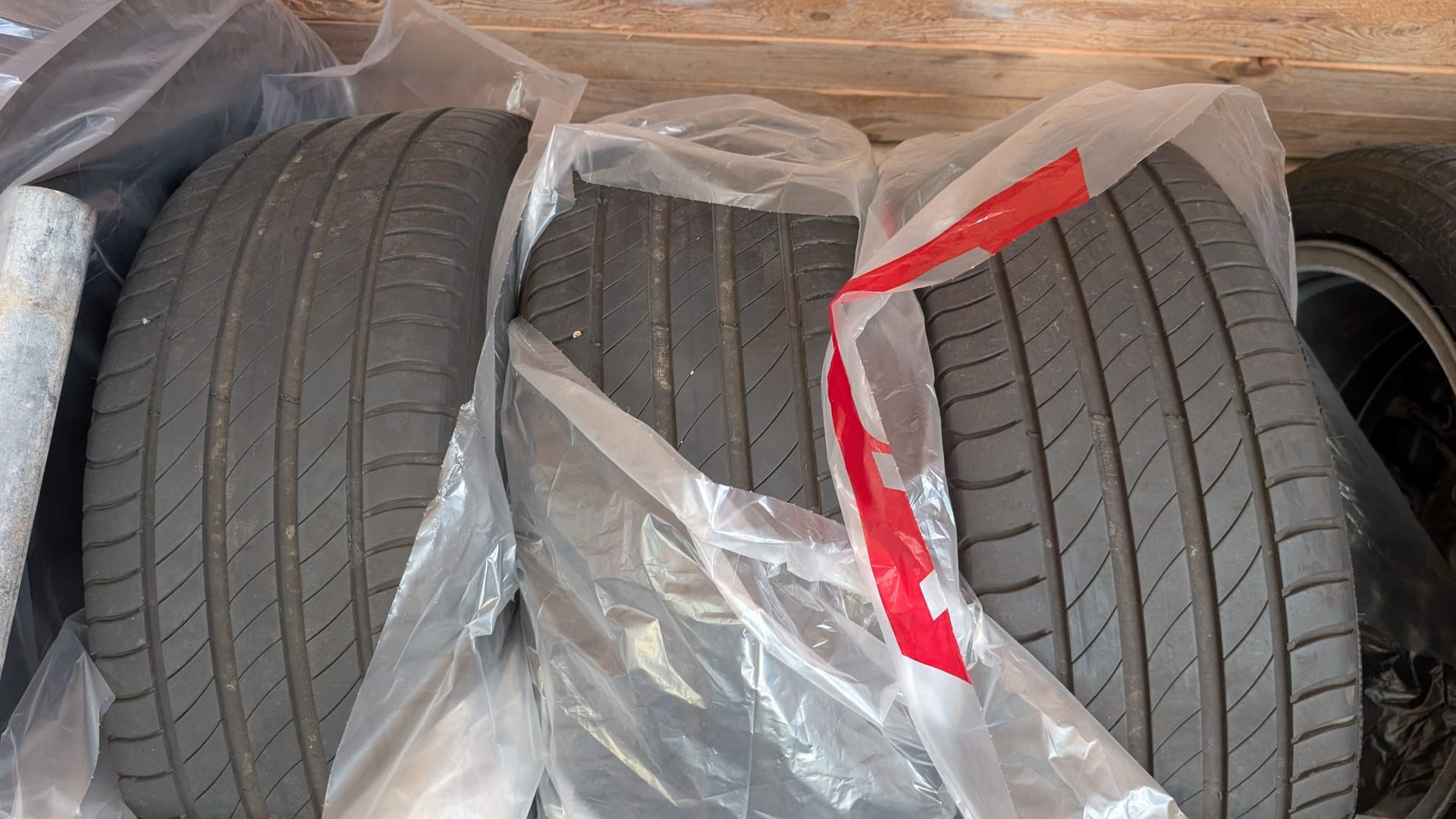 VOLVO 2.4i 20V 170 Summum-image-11