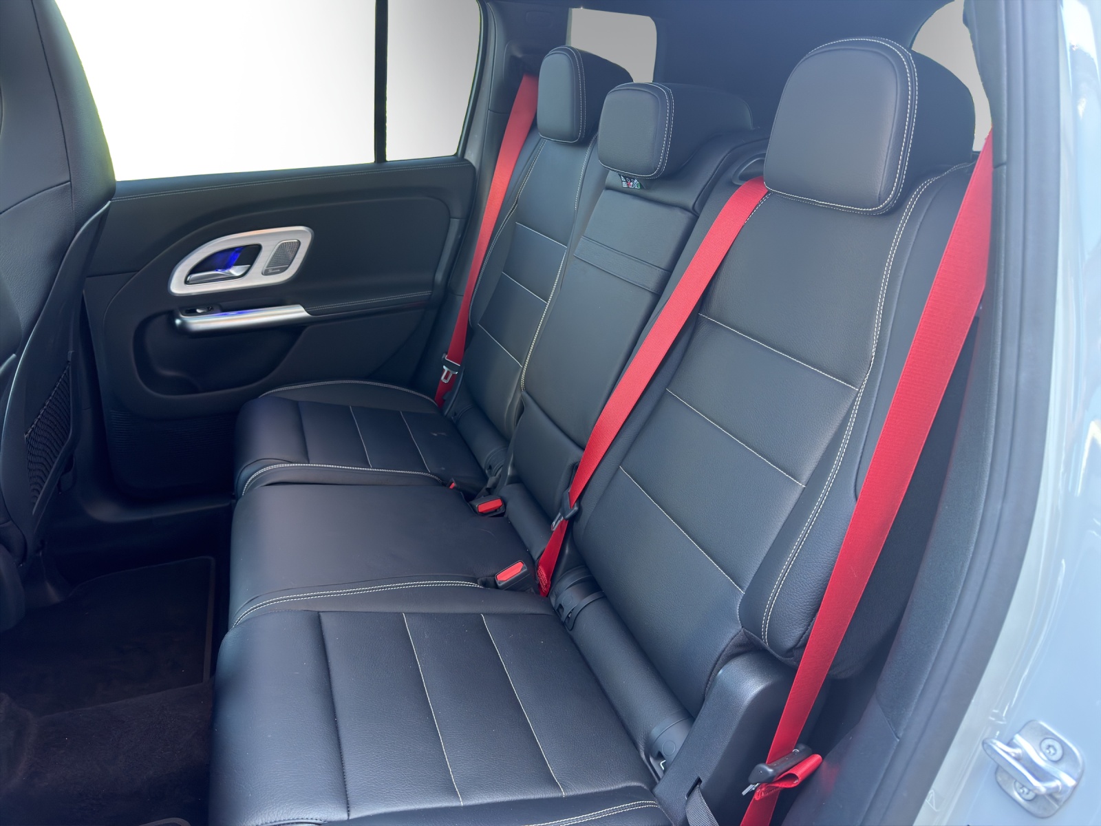 MERCEDES-BENZ GLB 220 4Matic 8G-Tronic-image-10