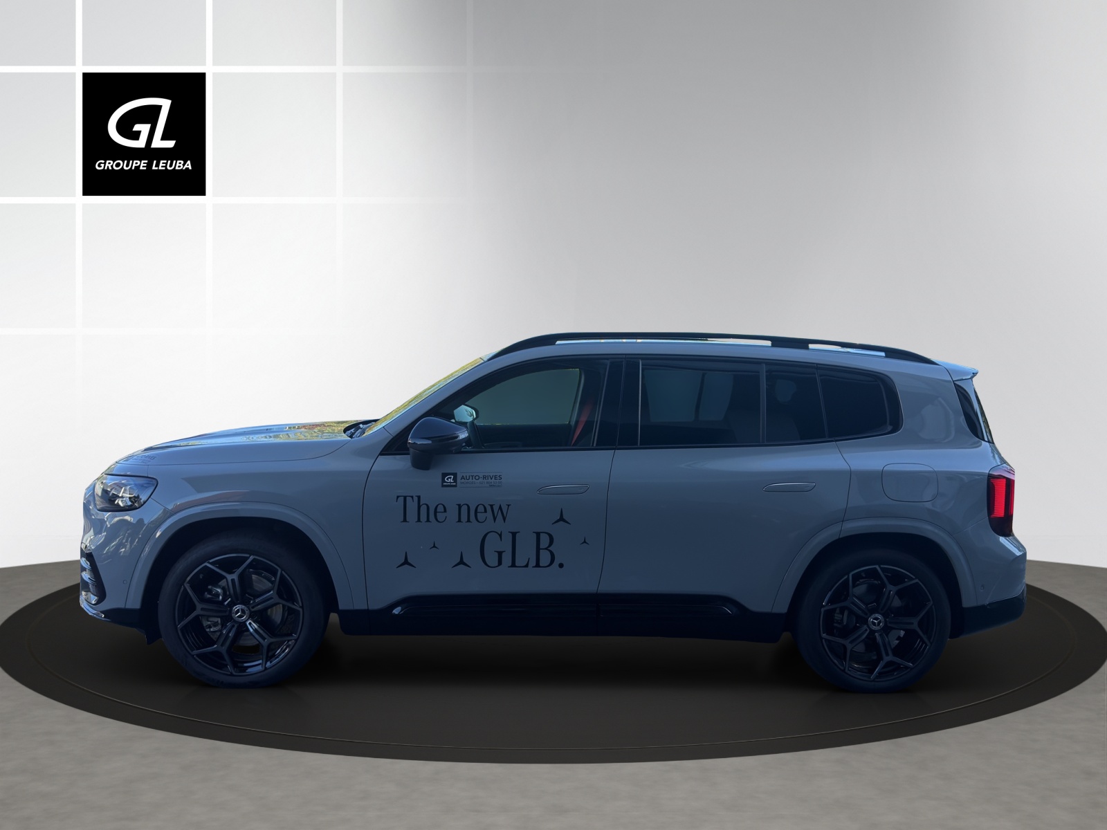 MERCEDES-BENZ GLB 220 4Matic 8G-Tronic-showroom-element-2