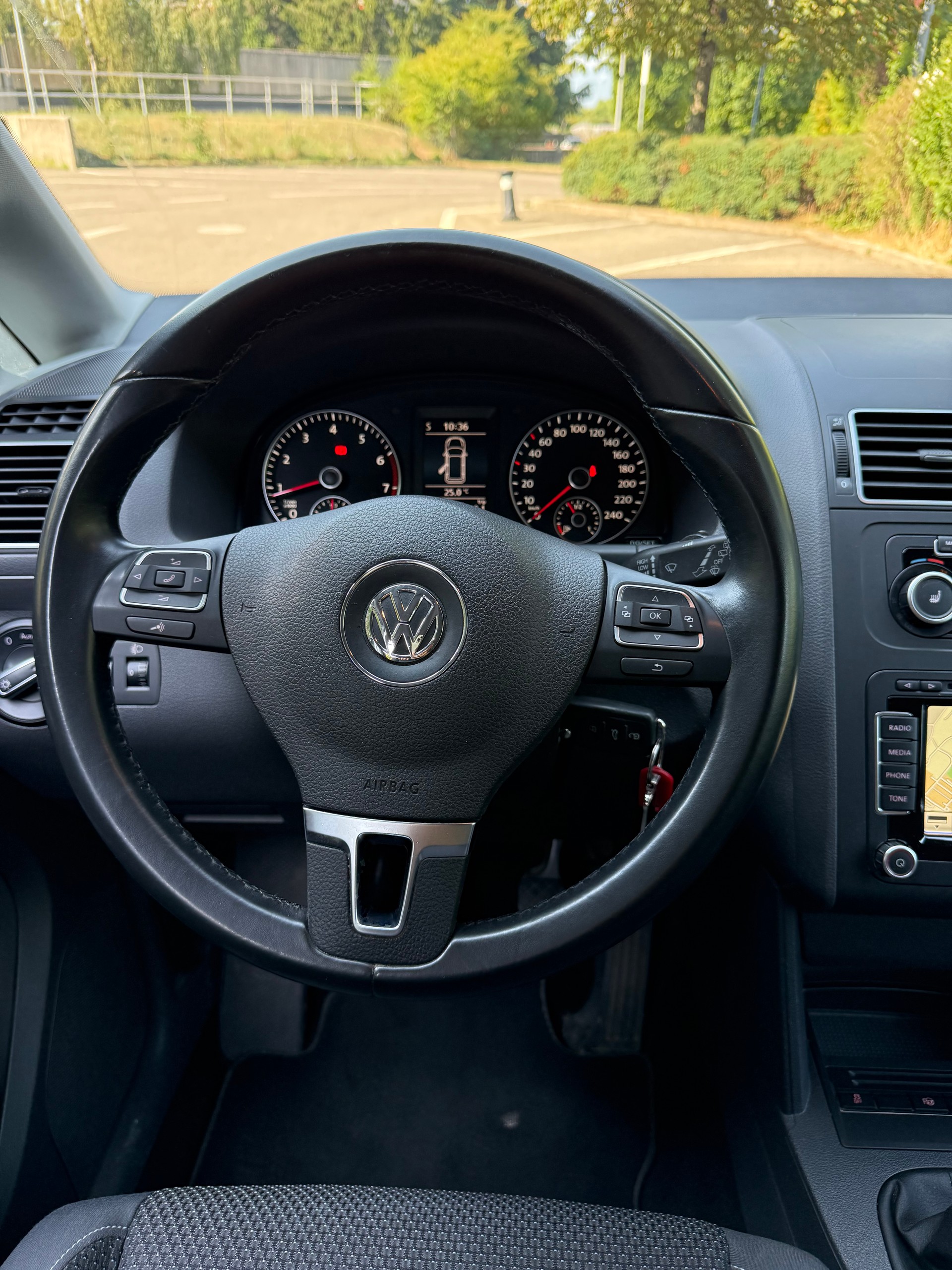VW Touran 1.4 TSI Comfortline-image-11