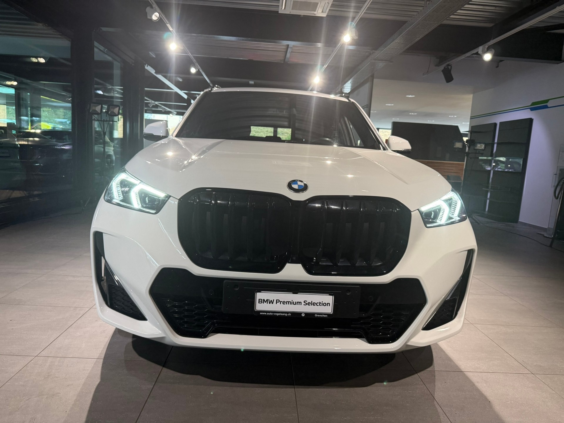 BMW X1 xDrive 23d 48V M Sport-image-25