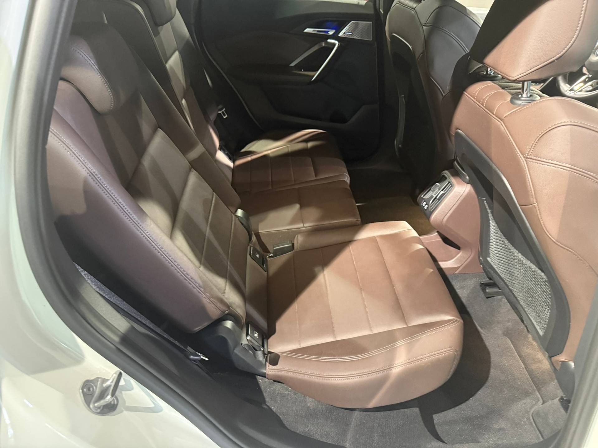 BMW X1 xDrive 23d 48V M Sport-image-18