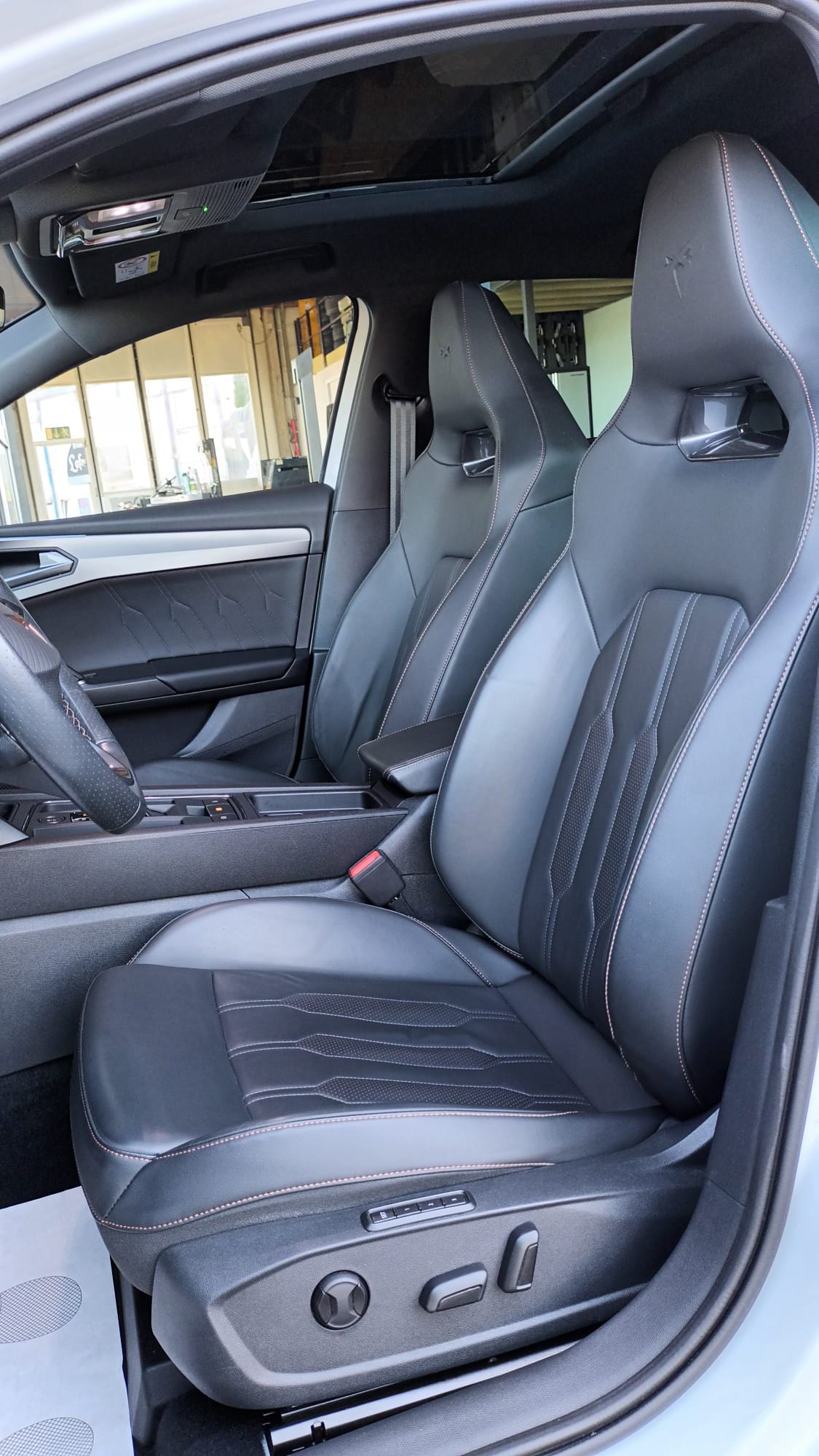 CUPRA LEON VZ 2.0 TSI DSG-image-13